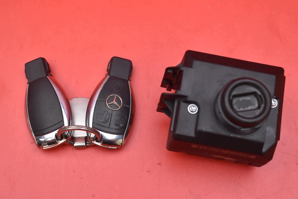 ignition key A2045450908 MERCEDES C-KLASA W204 1.8 compressor; 156 KM
