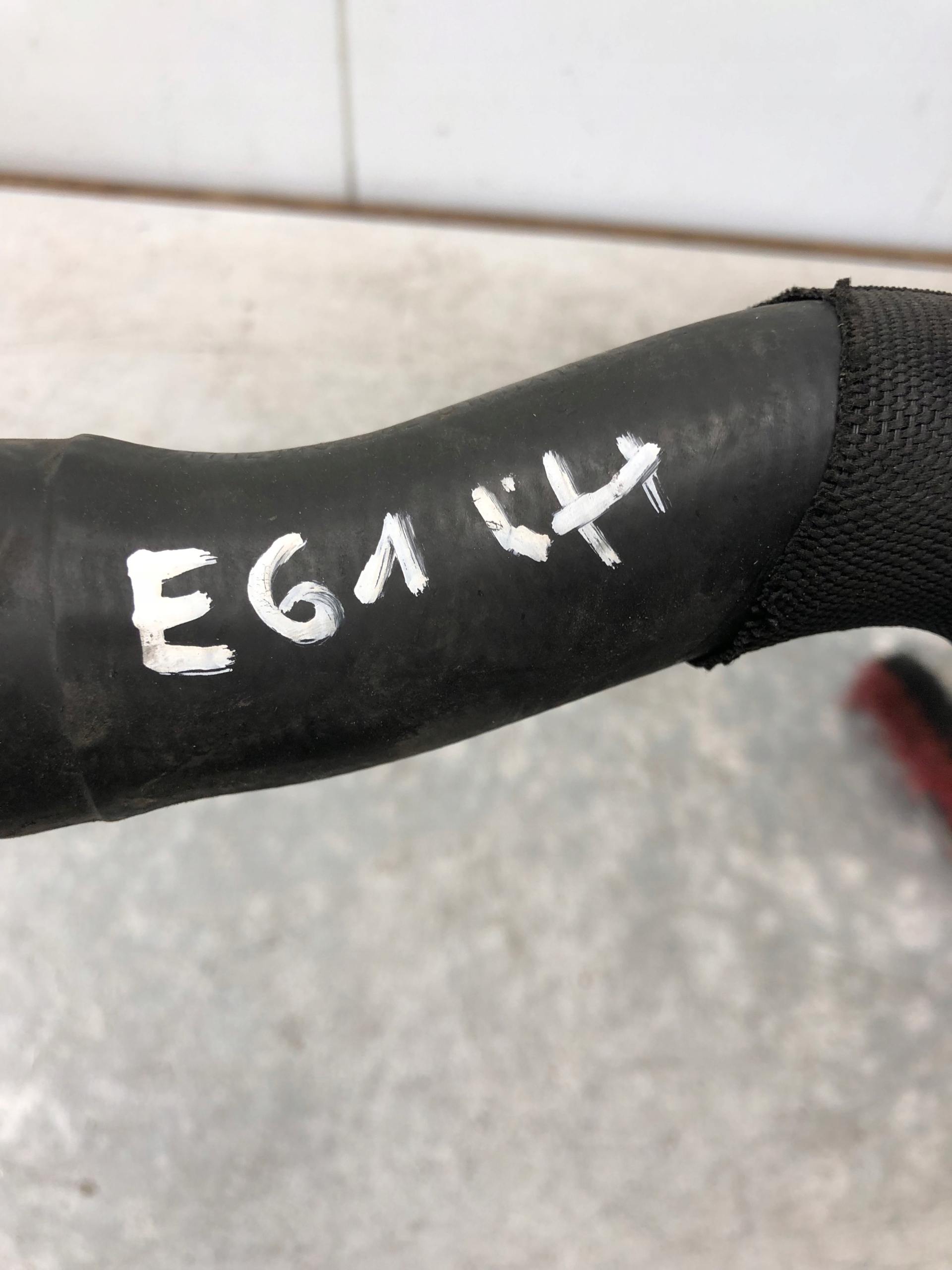 trouba hadice vody BMW E61 LIFT 7789742