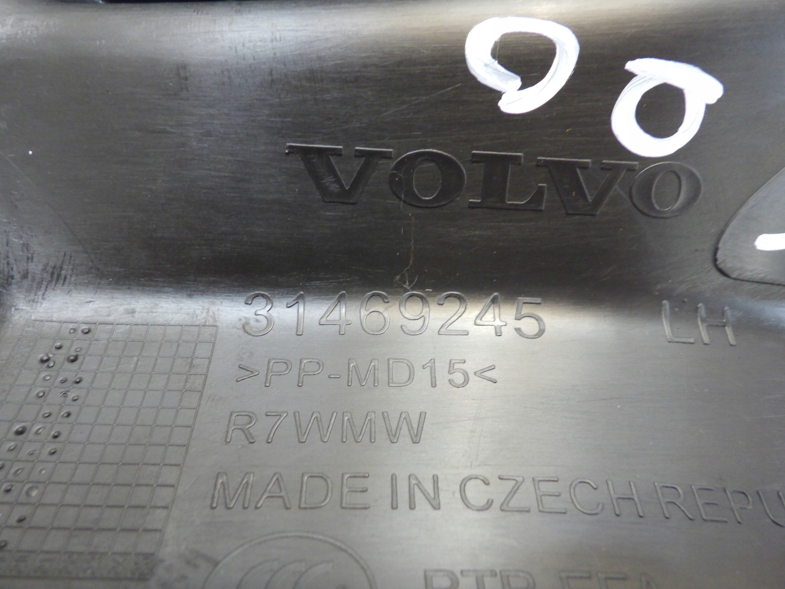 VOLVO XC40 NAKŁADKA OSŁONA PROGU TYŁ LEWY 31469245 Typ samochodu Samochody osobowe