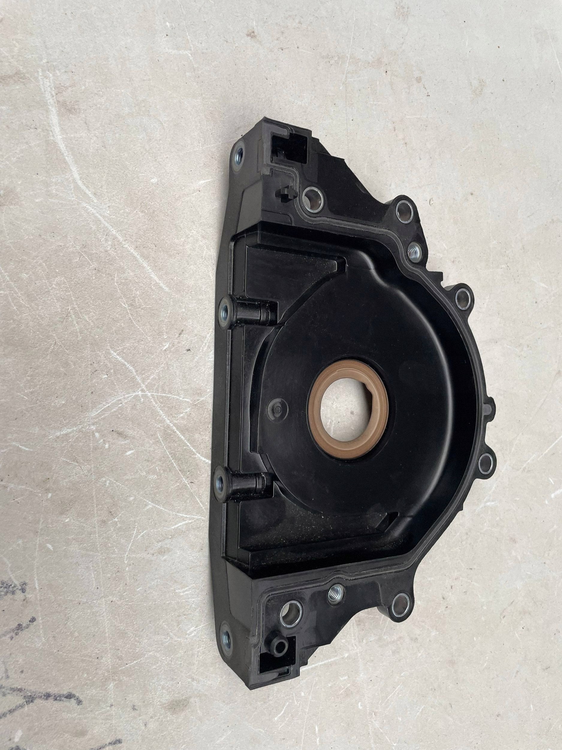 díl motoru AUDI A4 S4 B9 8W 05L103151C @M
