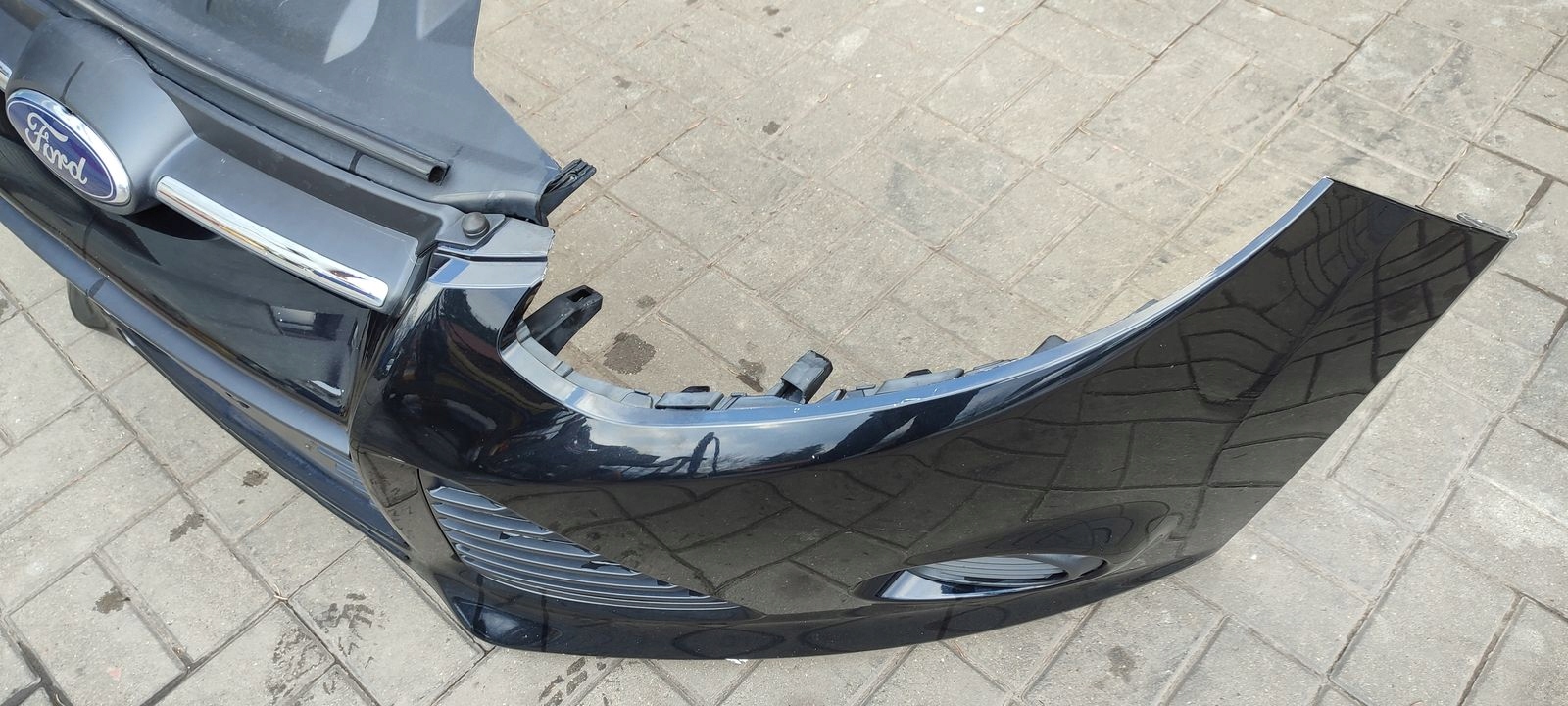 bumper front front Ford Focus MK3 kombi FB