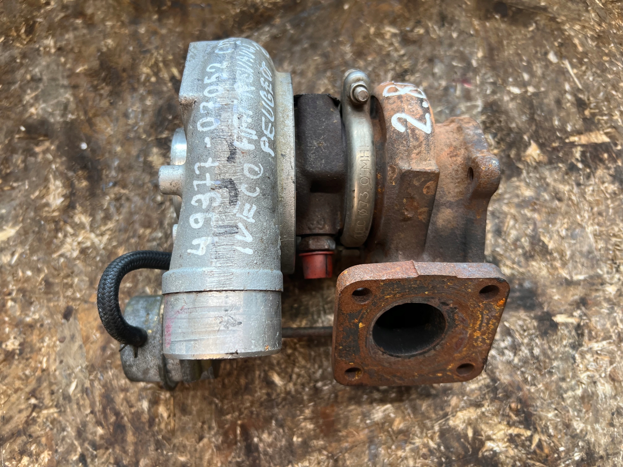 turbo TURBO PEUGEOT BOXER e 2.8D 04R 4937707052