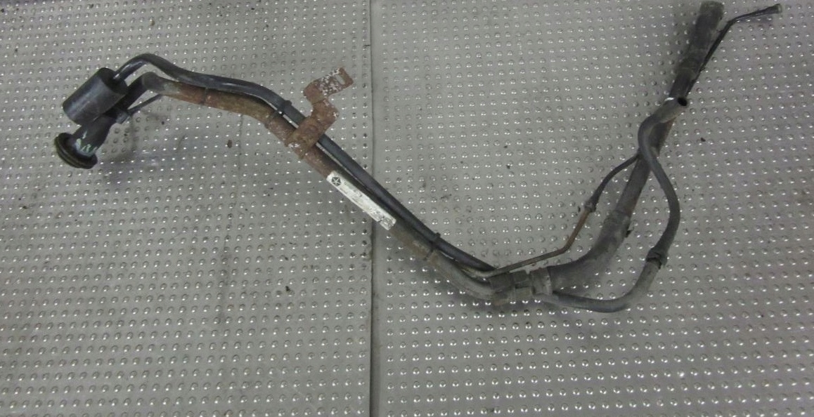 Jeep Wrangler JK 3.8i 2012 WĄŻ RURA WLEWU PALIWA 52059821Al