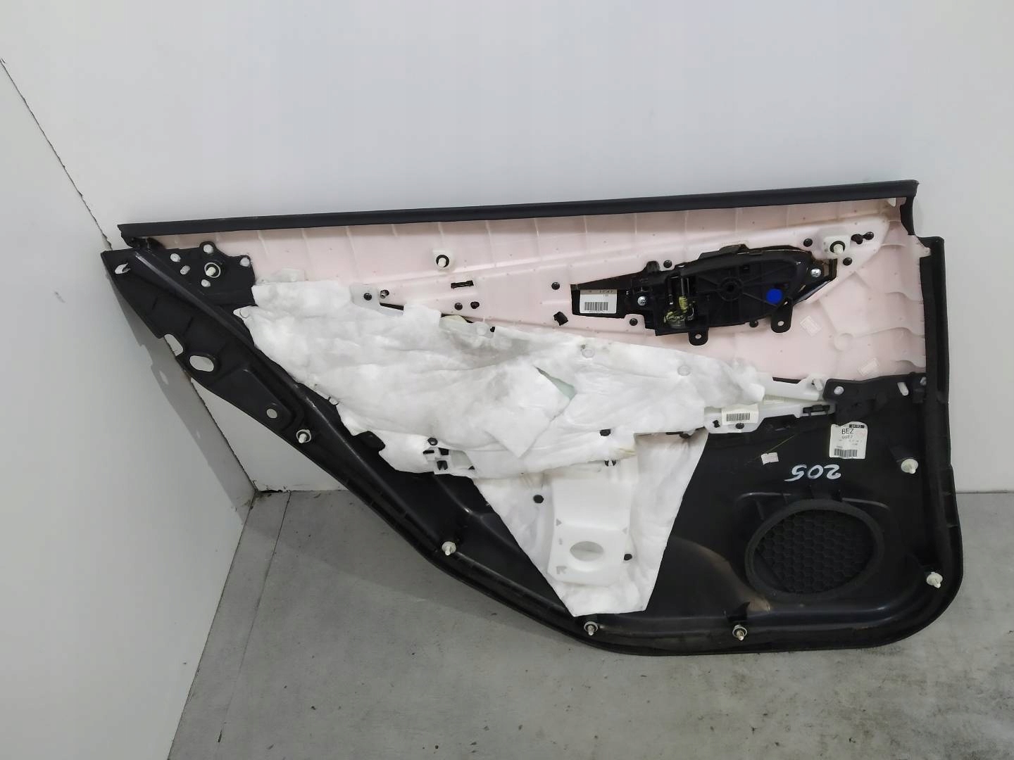 upholstery side right rear part Infiniti Q50 and (2013- )