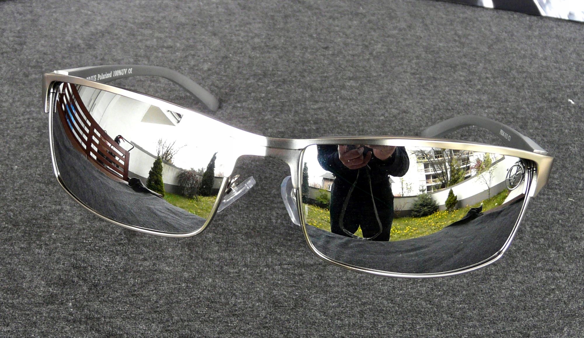 OKULARY MĘSKIE POLARYZACYJNE PRIUS FLEX ETUI BLACK Wzór dominujący bez wzoru