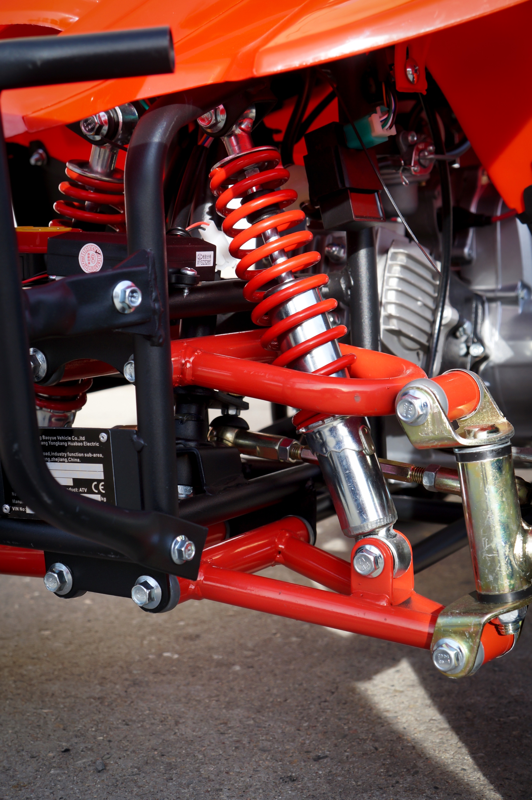 KETURRATIS ATV 125 DEGIMO VARIKLIS BIG FOOT Maksimalus greitis 45 km/h