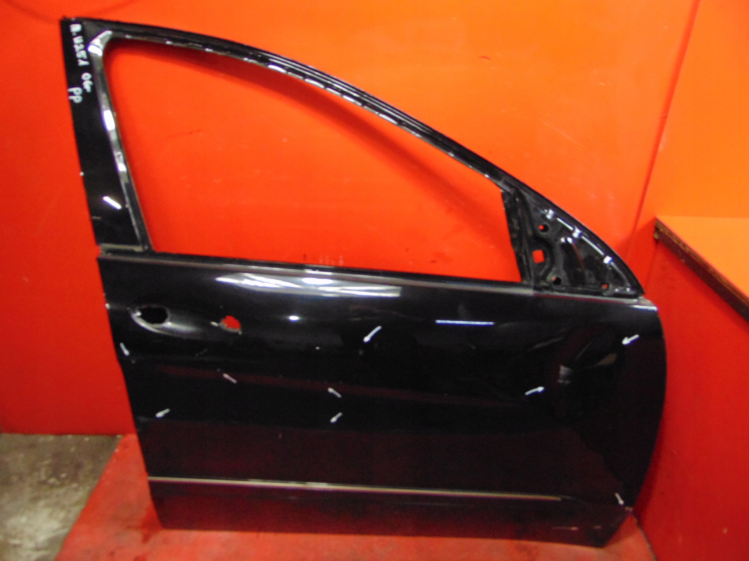 MERCEDES R-KLASA 251 W251 05- door right front front C040