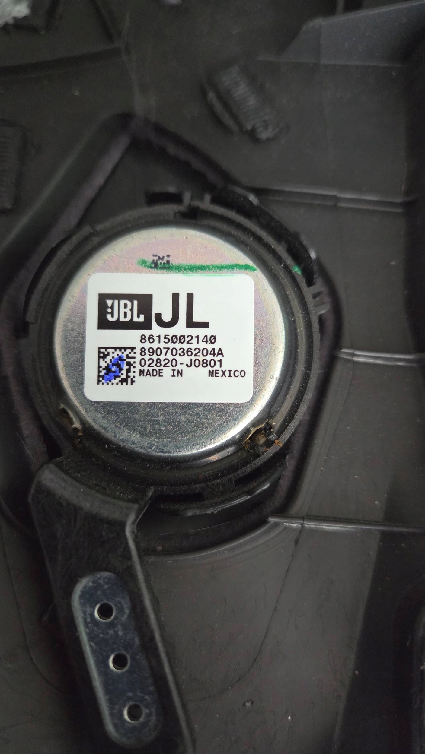 Toyota Corolla E21 cover slupka windows speaker left front front JBL