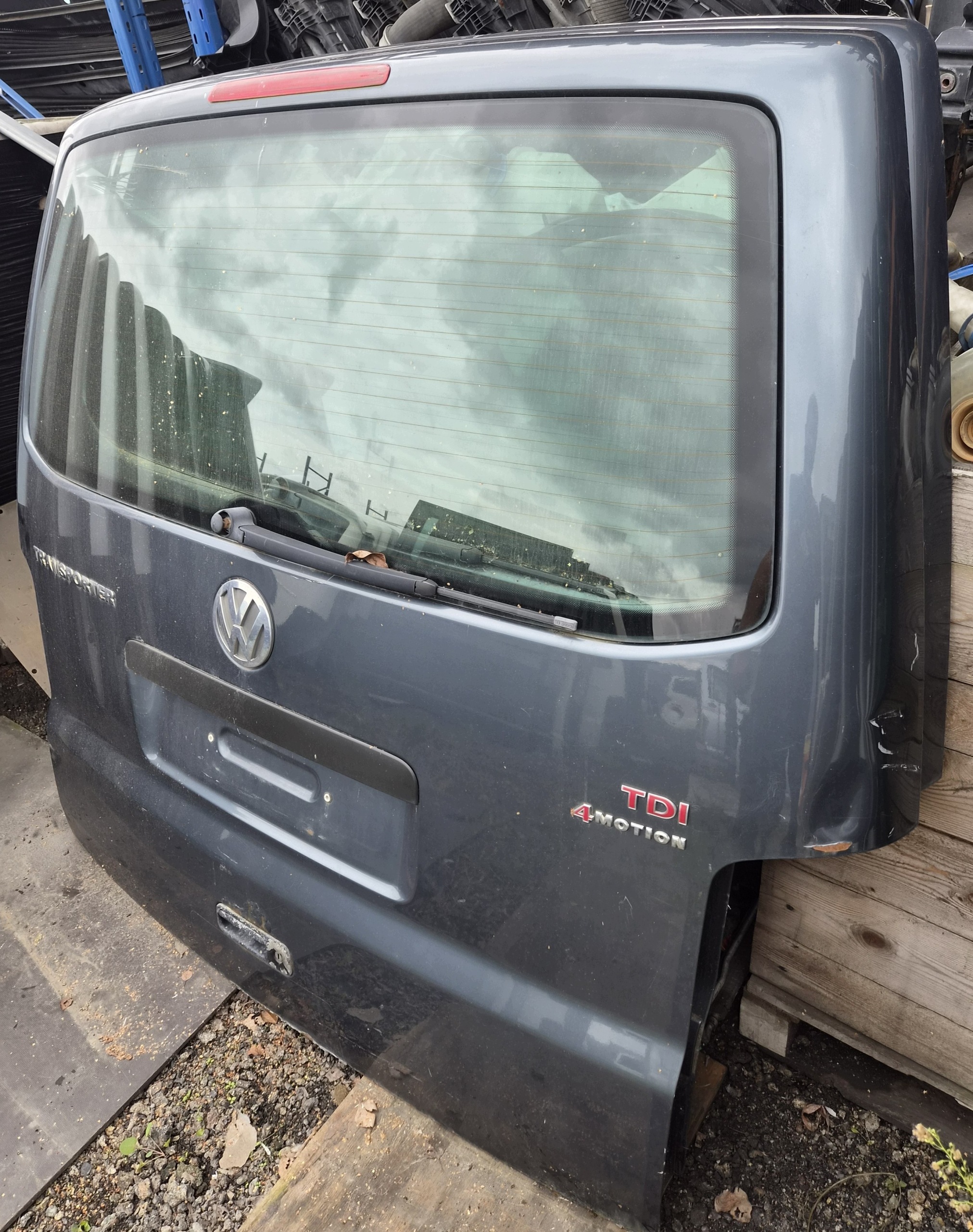 trunk door cover boot rear part VW T5 T5 LIFT LD7U
