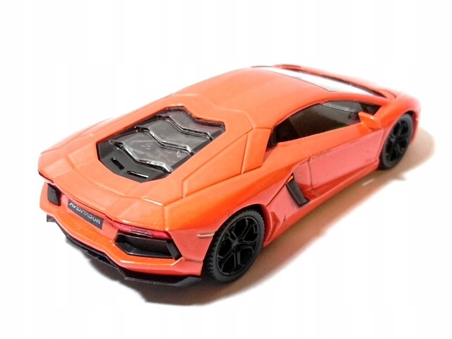 LAMBORGHINI AVENTADOR LP 700-4 MODEL WELLY Kod producenta 2222