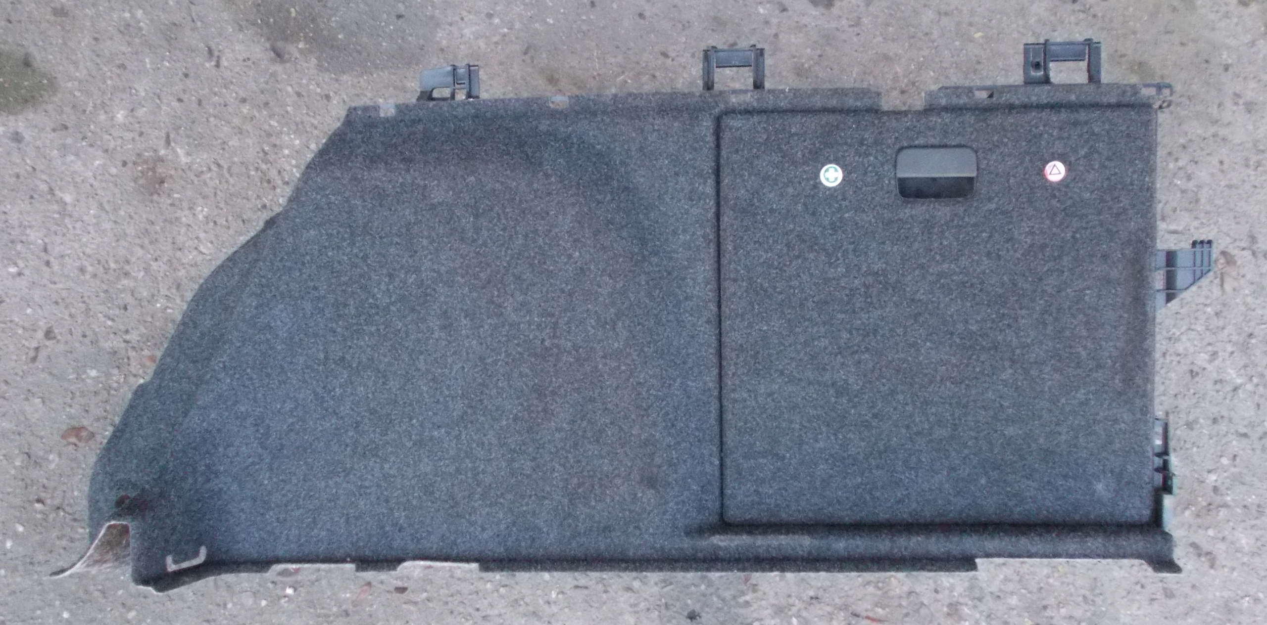 SKODA SUPERB 2.0 TDI 13R boot upholstery right 3T9867428B