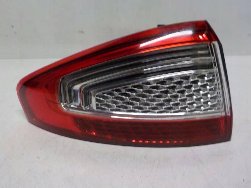 FORD MONDEO IV MK4 HB LIFT light left rear left rear part