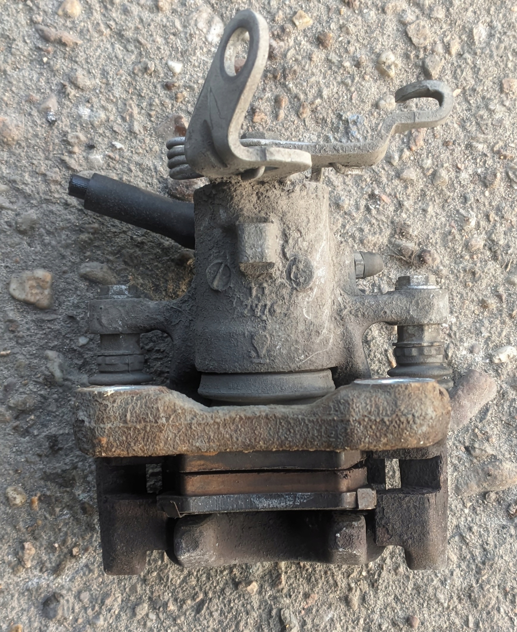 VW GOLF VI plus 1.6 TDI 09R caliper brake right rear part