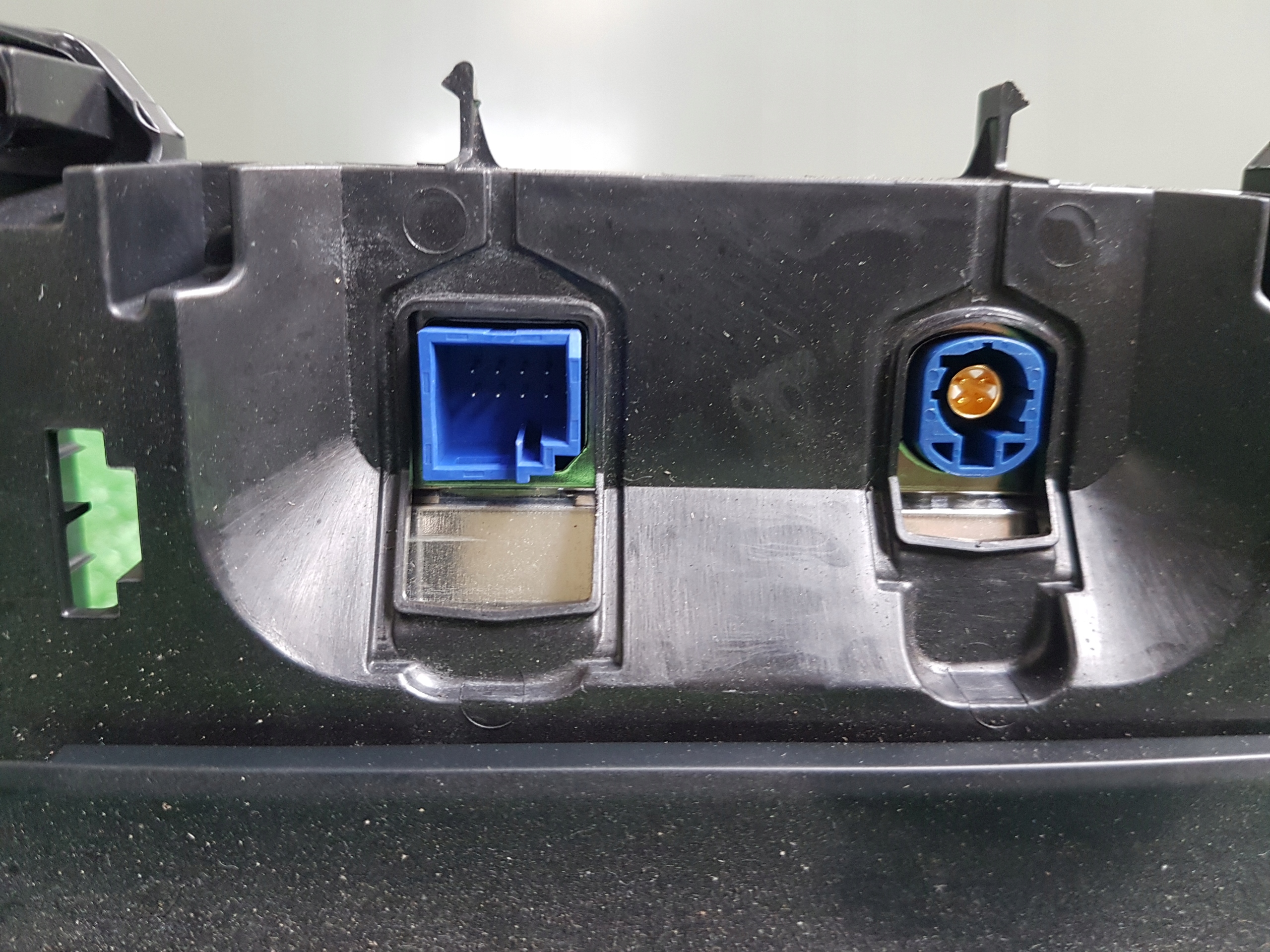 display MERCEDES-BENZ C KLASA W205 2017 A2059004113