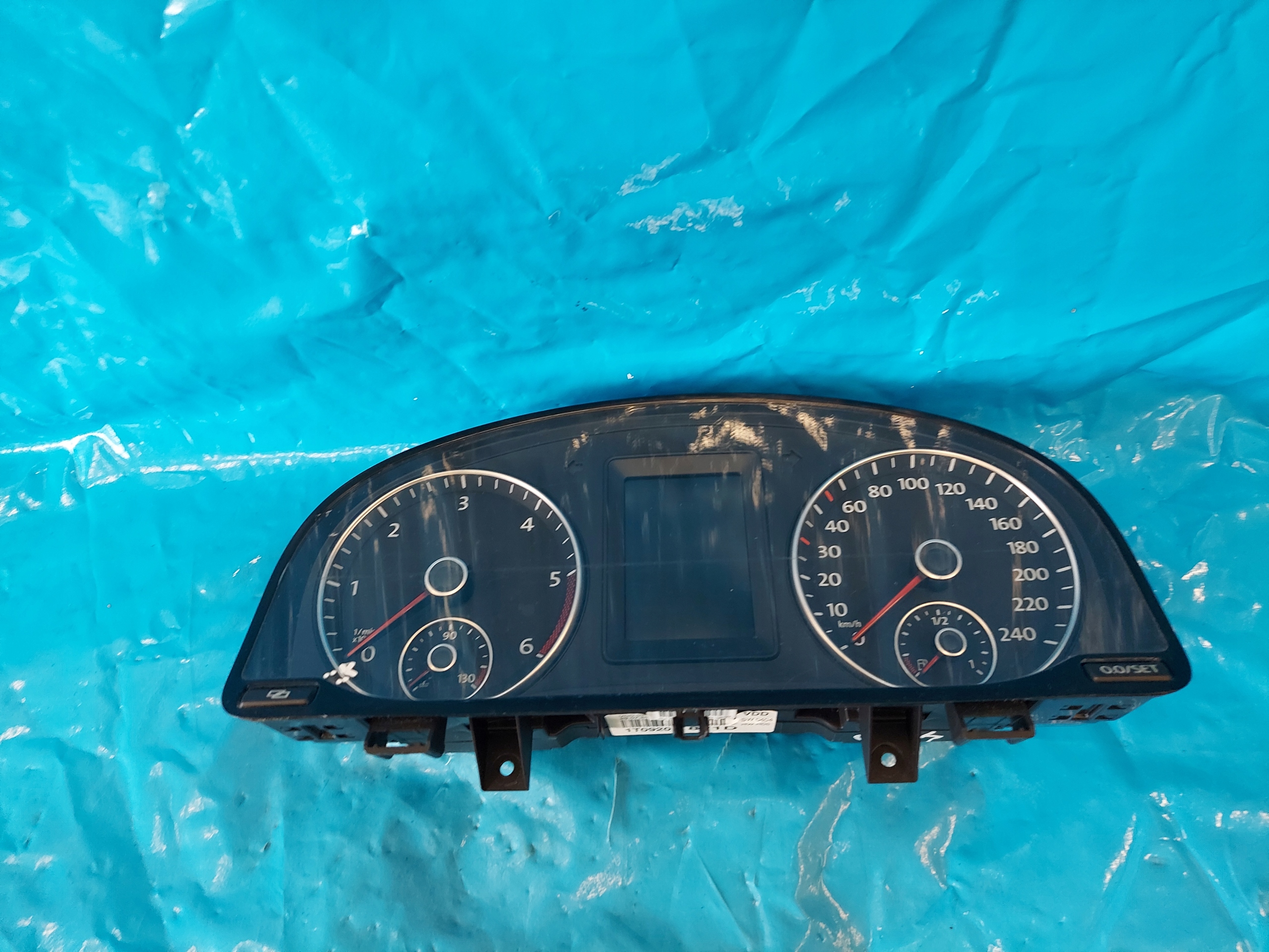 dials clock VW TOURAN 1.6 TDI 1T0920871D