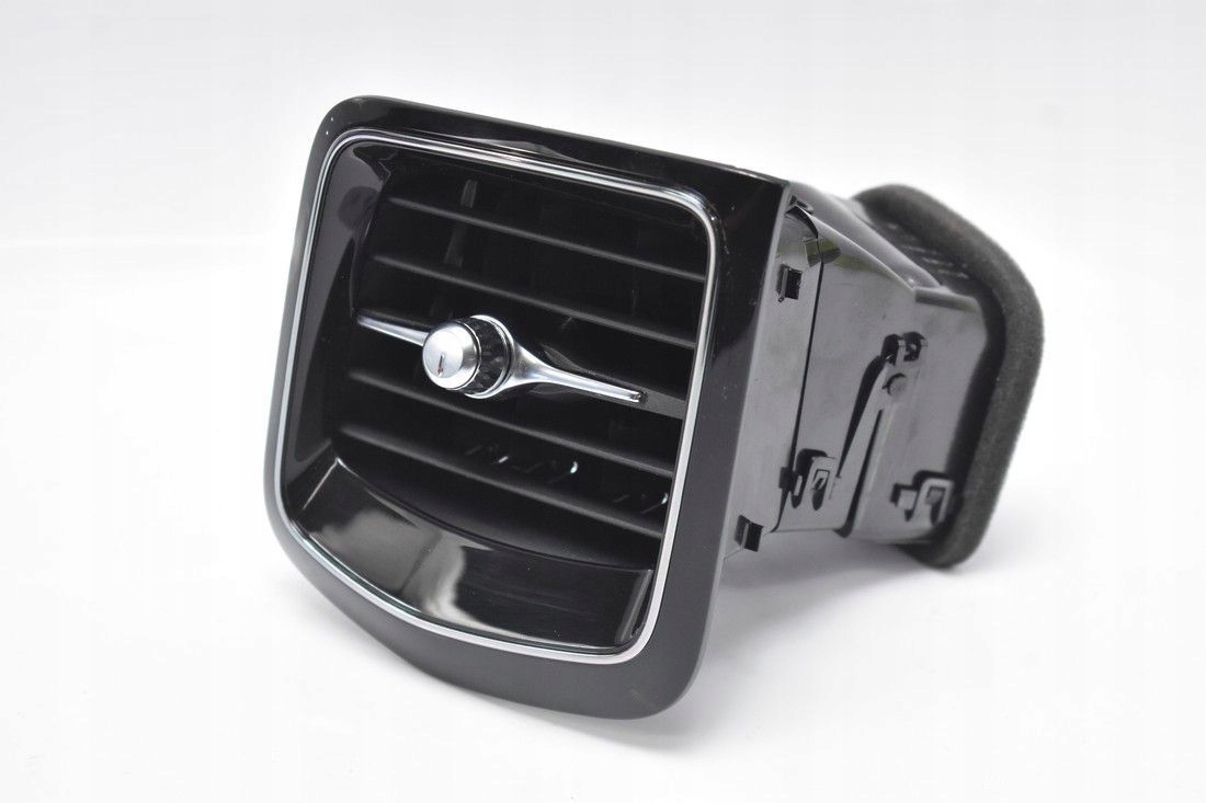 KRATKA NAWIEWU LEWA 31477272 VOLVO V60 II S60 III