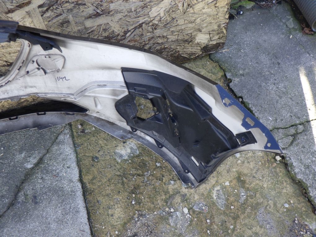 FORD FOCUS MK4 ST LINE 18- Frontstoßstange