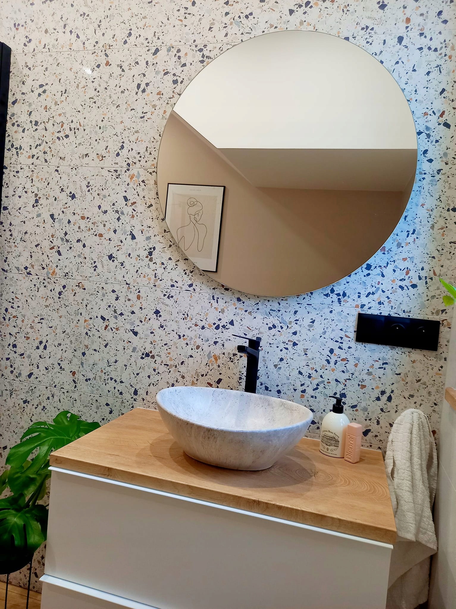 LUSTRO SREBRNE OKRĄGŁE BEZ RAMY 65cm SZLIFOWANE Wykonanie gotowe