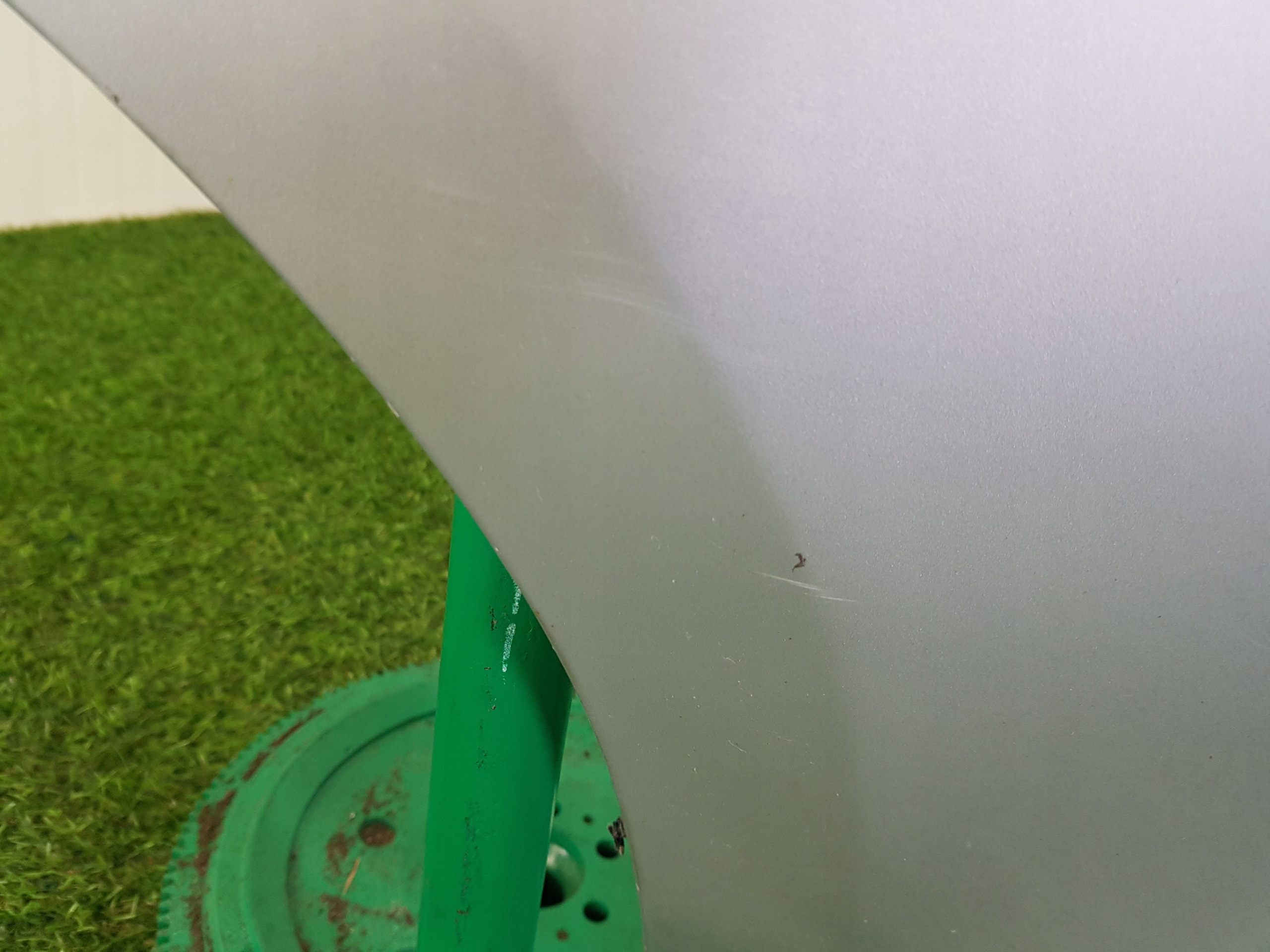 fender left front BMW E87