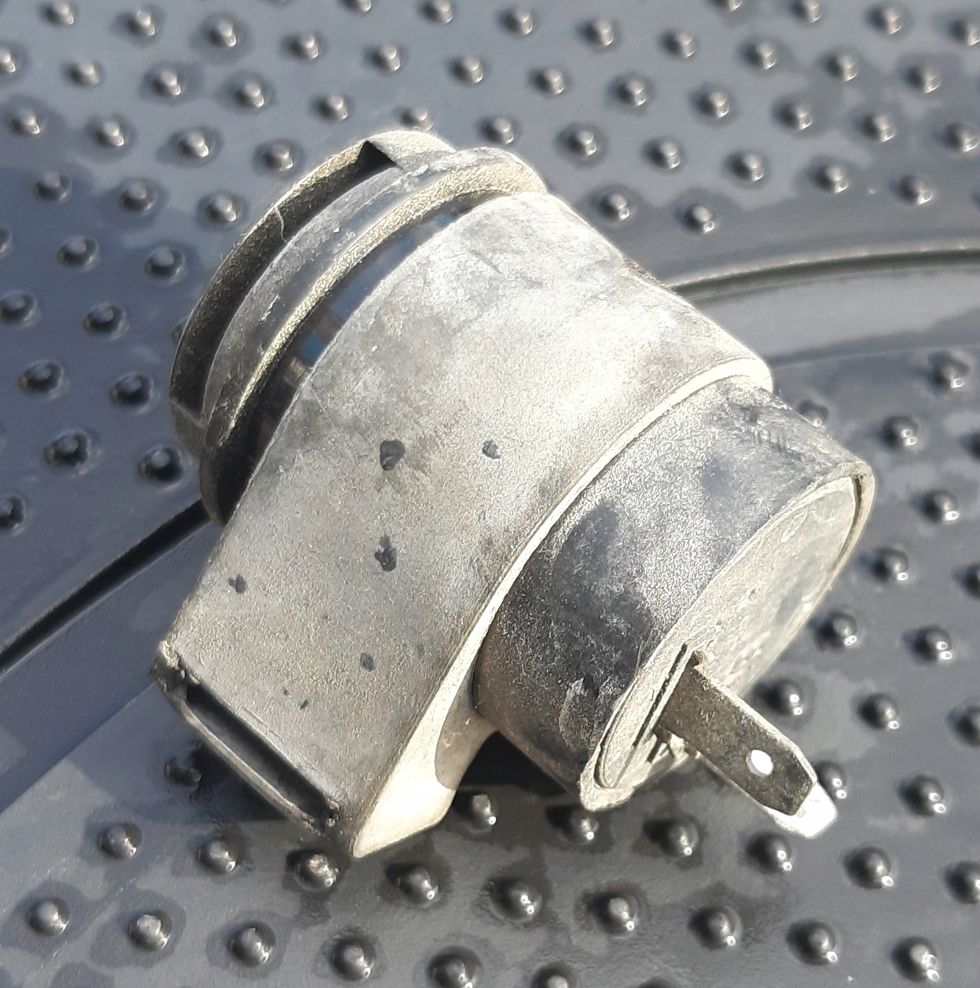 SYM Orbit II x-Pro przerywacz kierunkowskazów Producent SYM