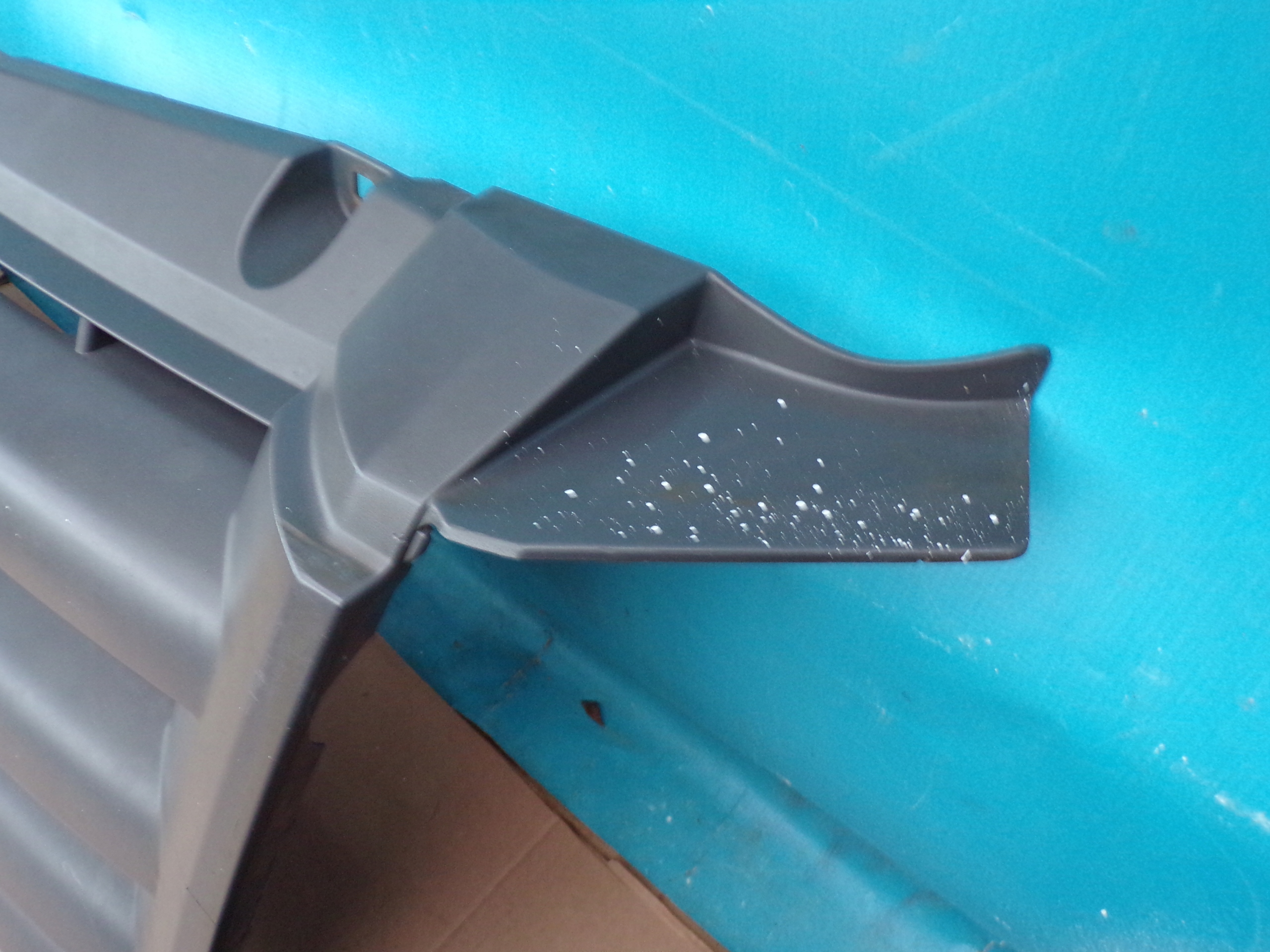 VW CRAFTER 06- mask 2E0853653