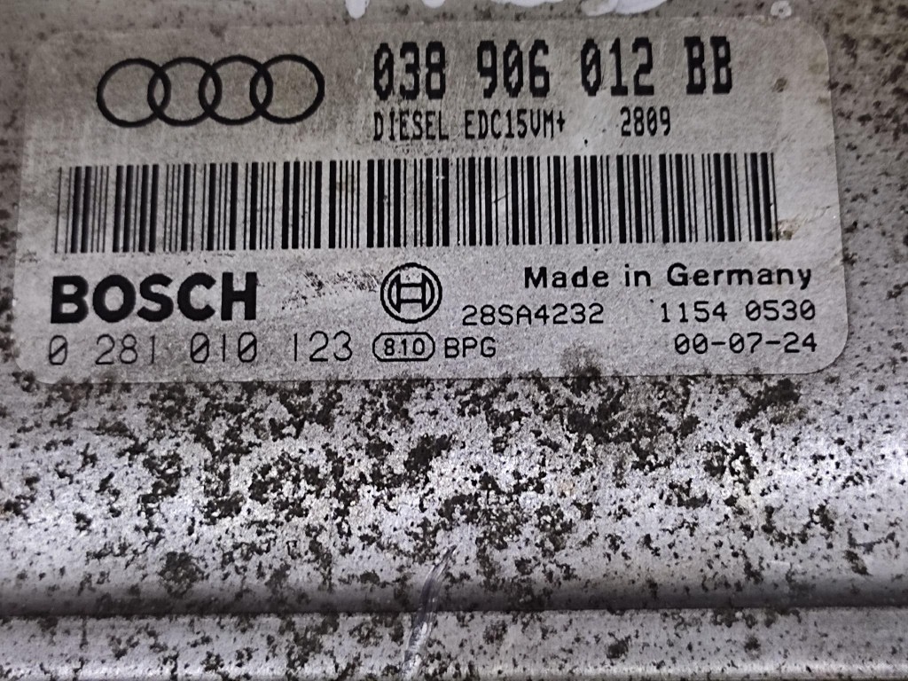 AUDI A3 8L control unit of the engine 0281010123