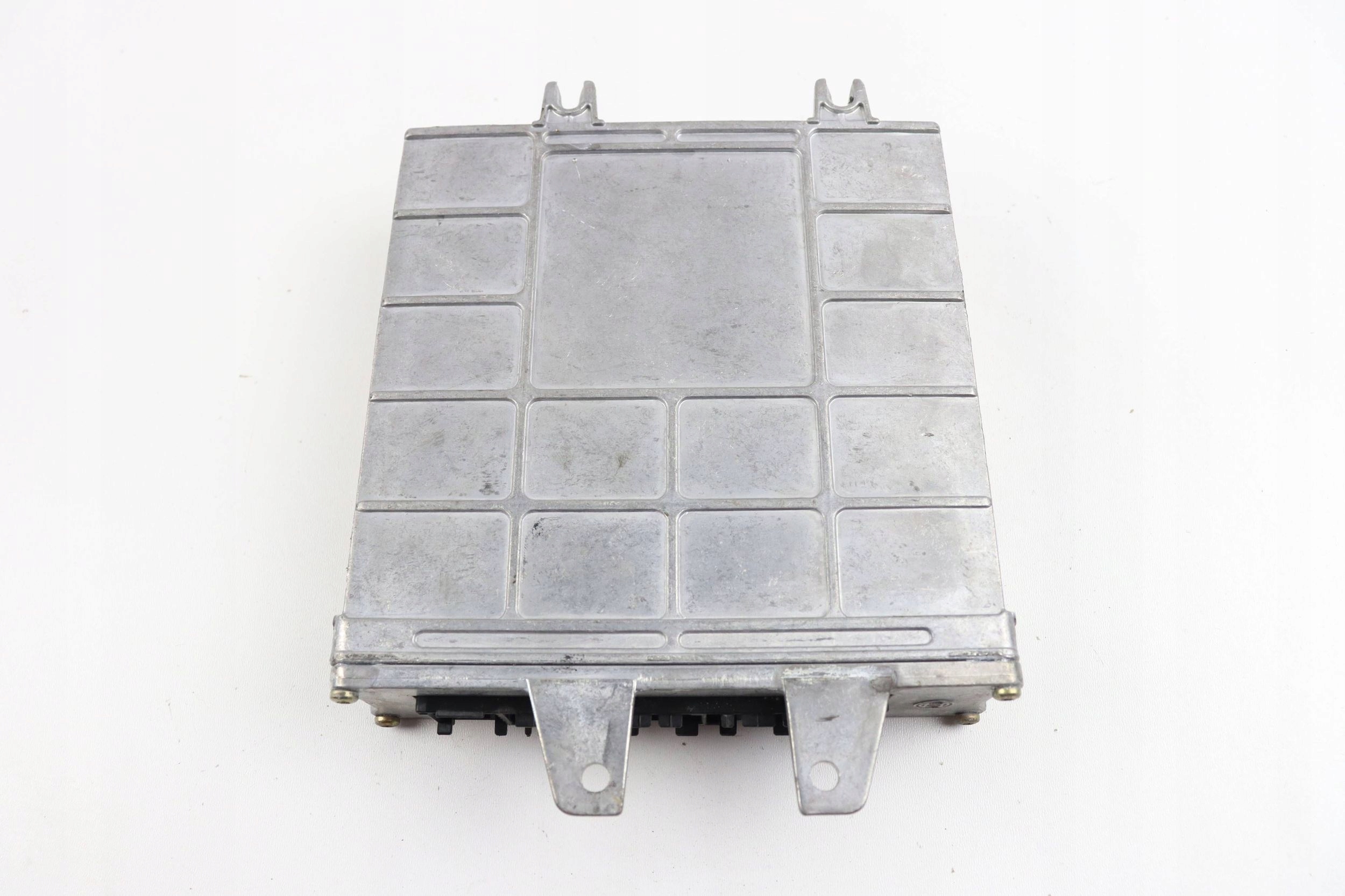 VW PASSAT B5 computer control unit of the engine 1.8 petrol 8D0907558 0261204502
