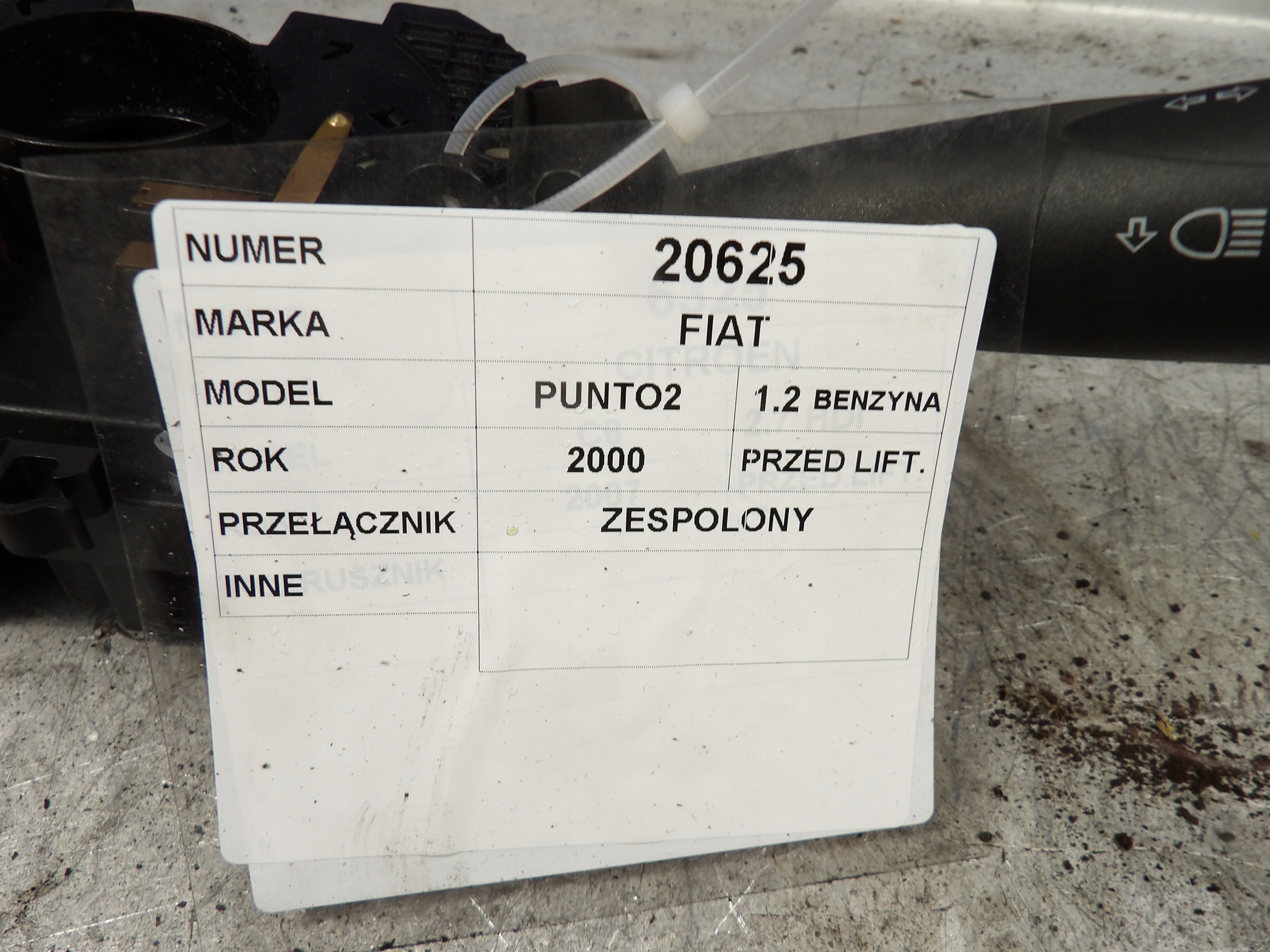 Fiat Punto II DEVIO LUCI TERGICRISTALLO TERGI 1,2B