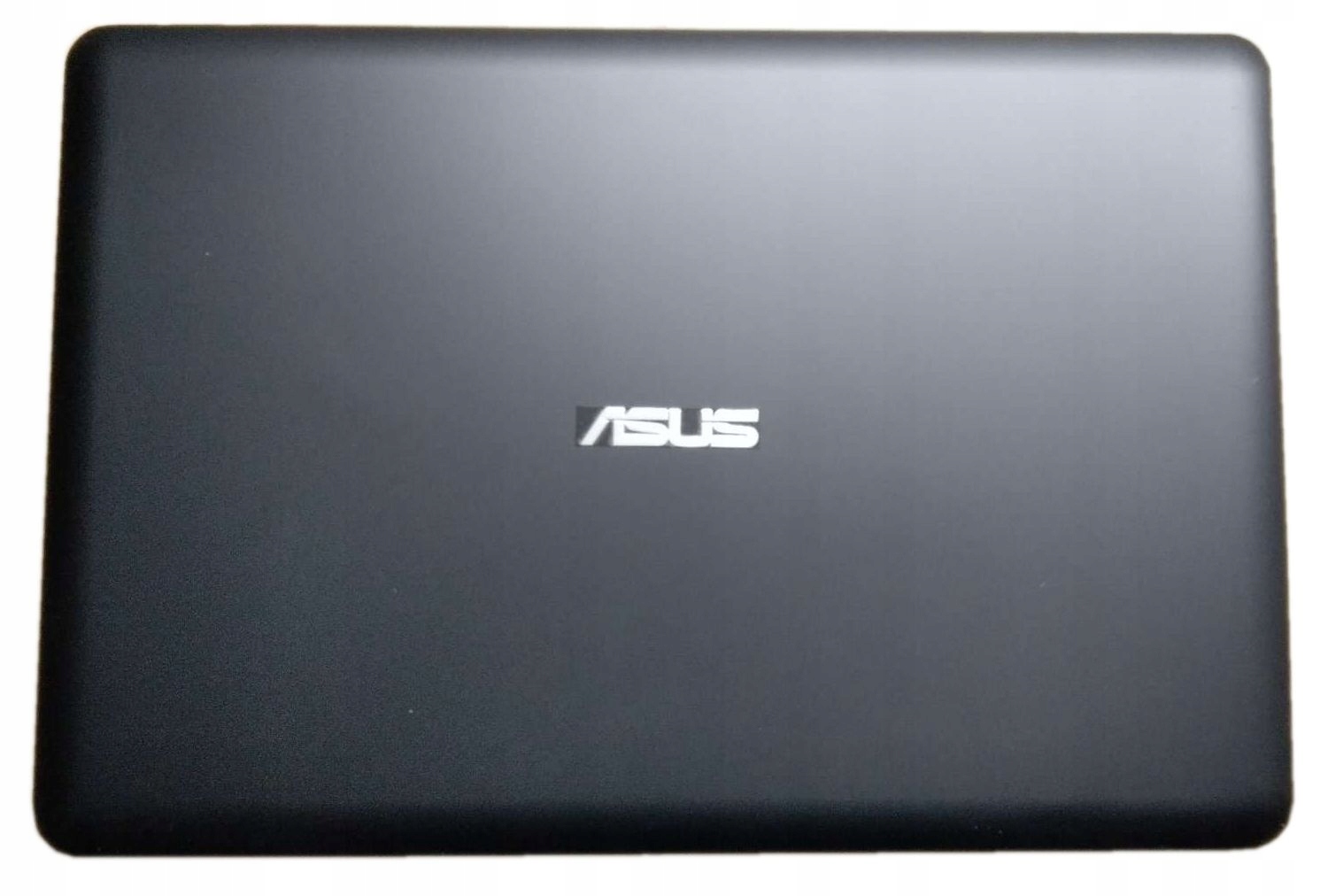 Obudowa Matrycy Klapa Asus A501 K501L A501L czarna