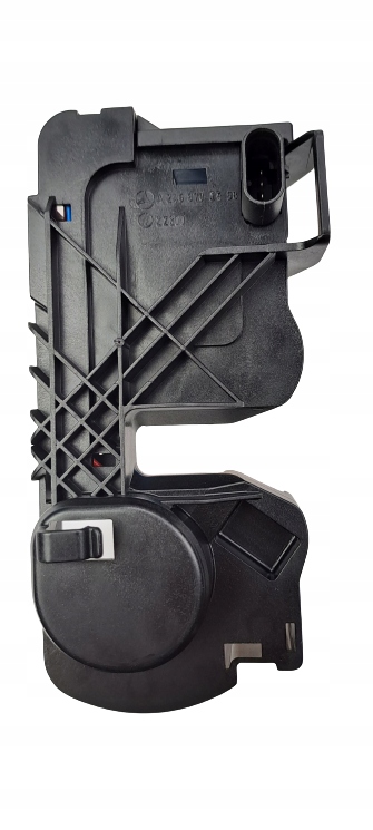 A2468700558 - КОНЦЕВОЙ ВЫКЛЮЧАТЕЛЬ ЗАМКА КАПОТА MERCEDES B VITO