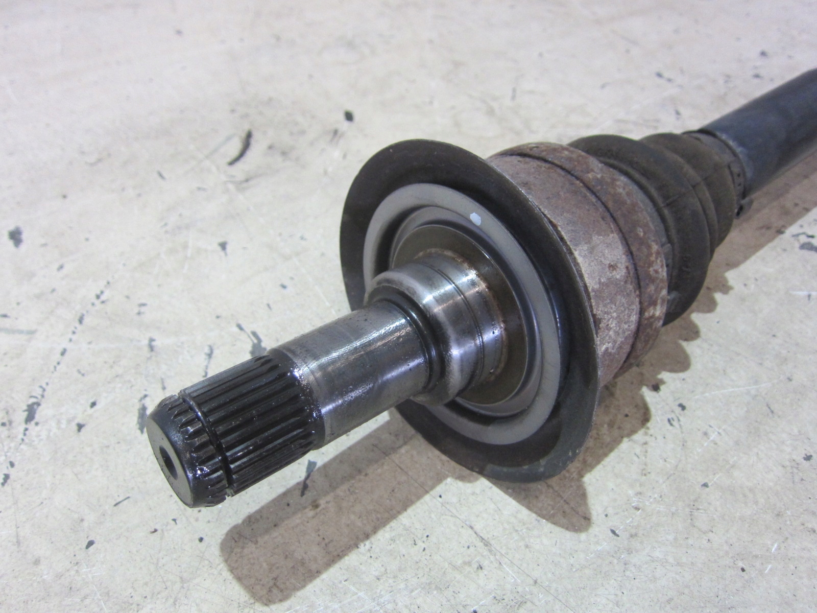 BMW F25 X3 semi-axis right left rear 7598032