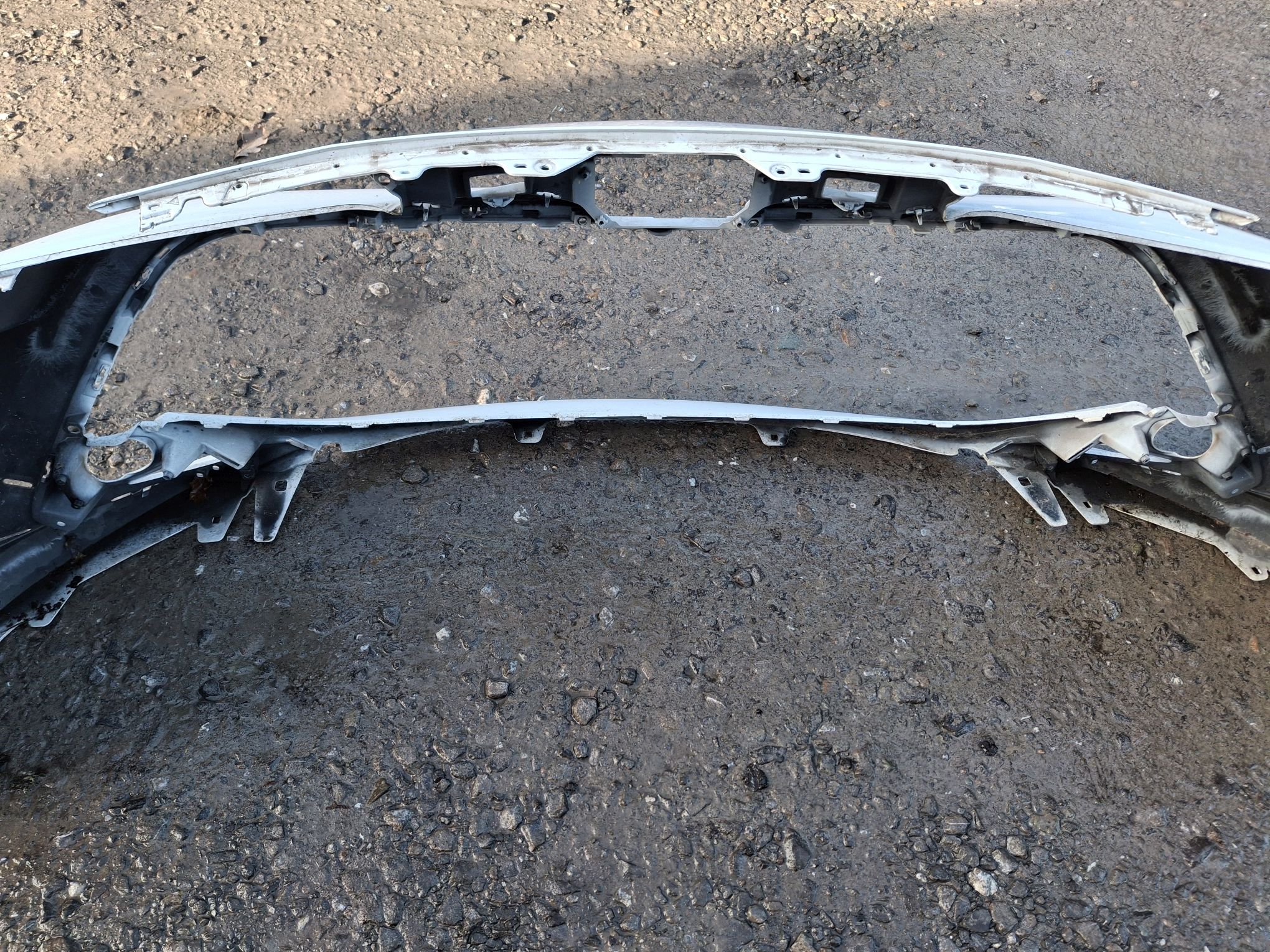 Frontstoßstange TOYOTA COROLLA XII E21 LIFT 2022R->