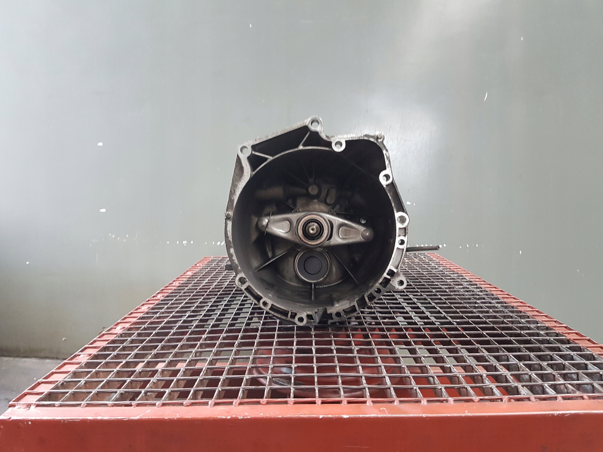 gearbox, manual BMW E90 1069401052 ZF