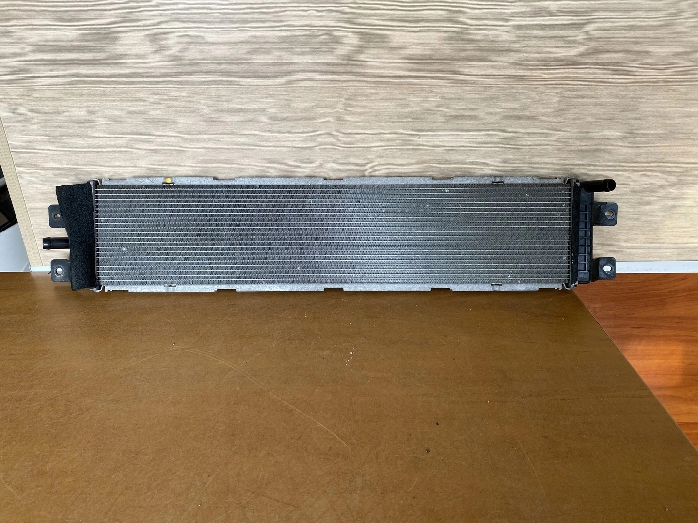 CHŁODNICA WODY DODATKOWA FORD EXPLORER HYBRID 2020- L1M3-8D048-PCB