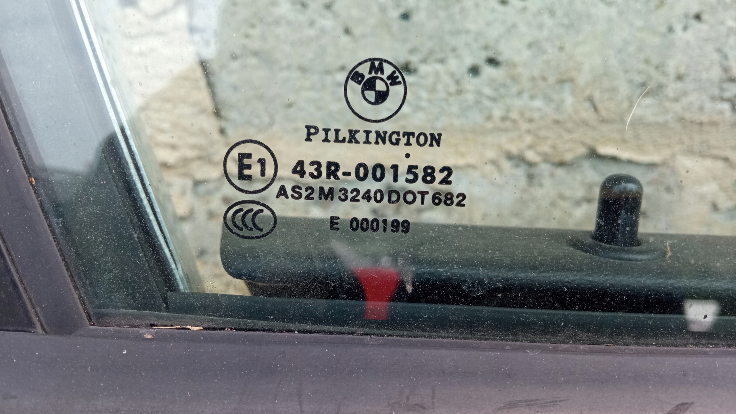 DRZWI BMW 3 E90 Strona zabudowy przód - prawa