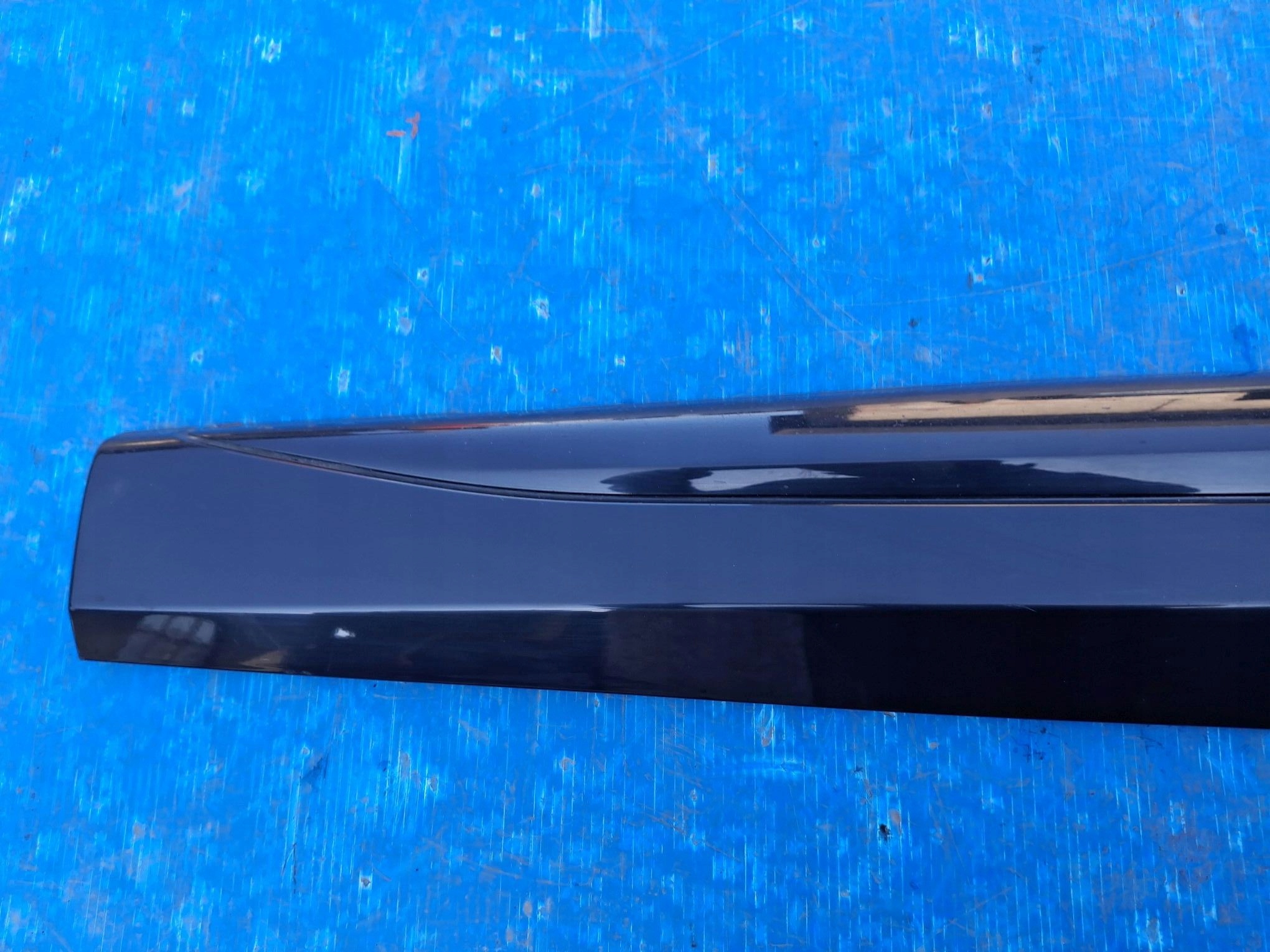 moulding for door right front CUPRA FORMENTOR 2020R->