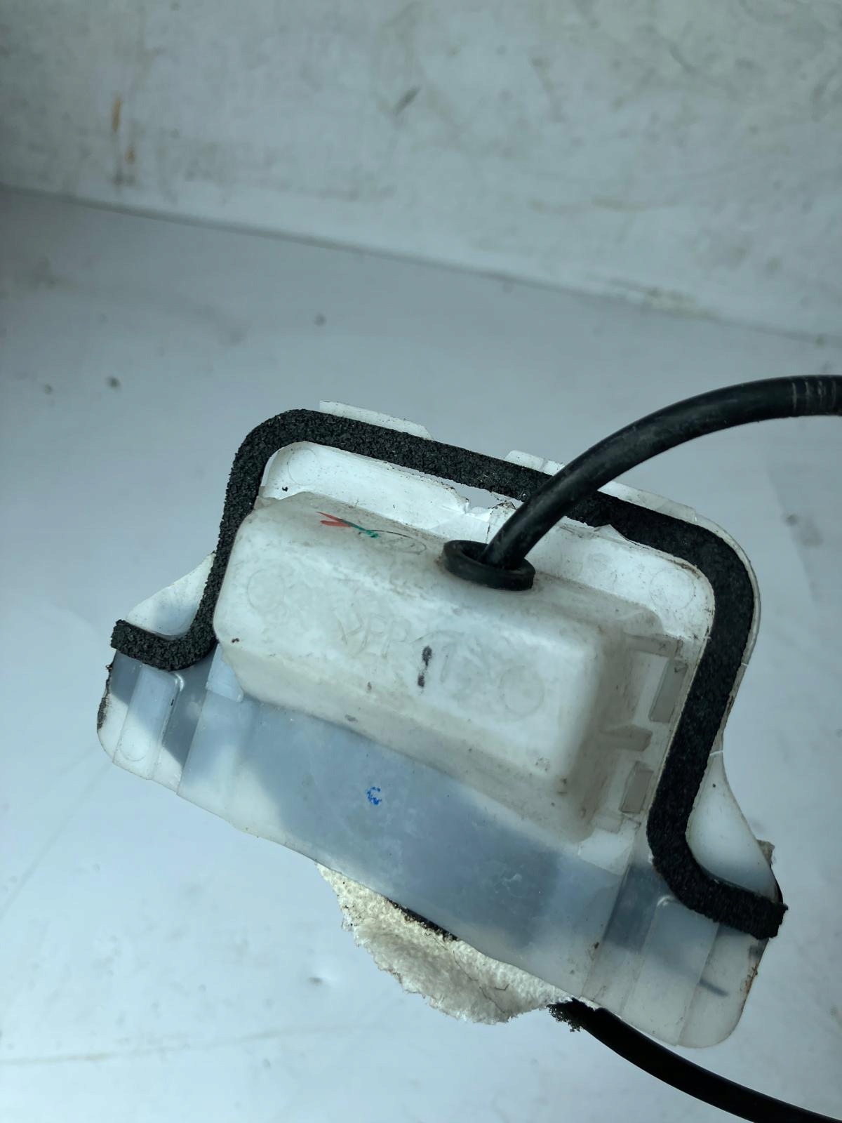 lock door left rear part RENAULT LATITUDE 825030014R
