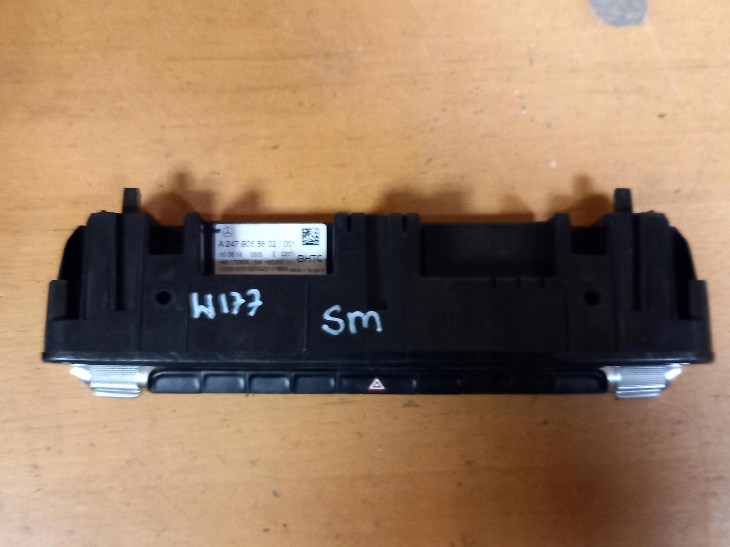 Unite commande clima MERCEDES A-KLASA W177 A2479055802 18