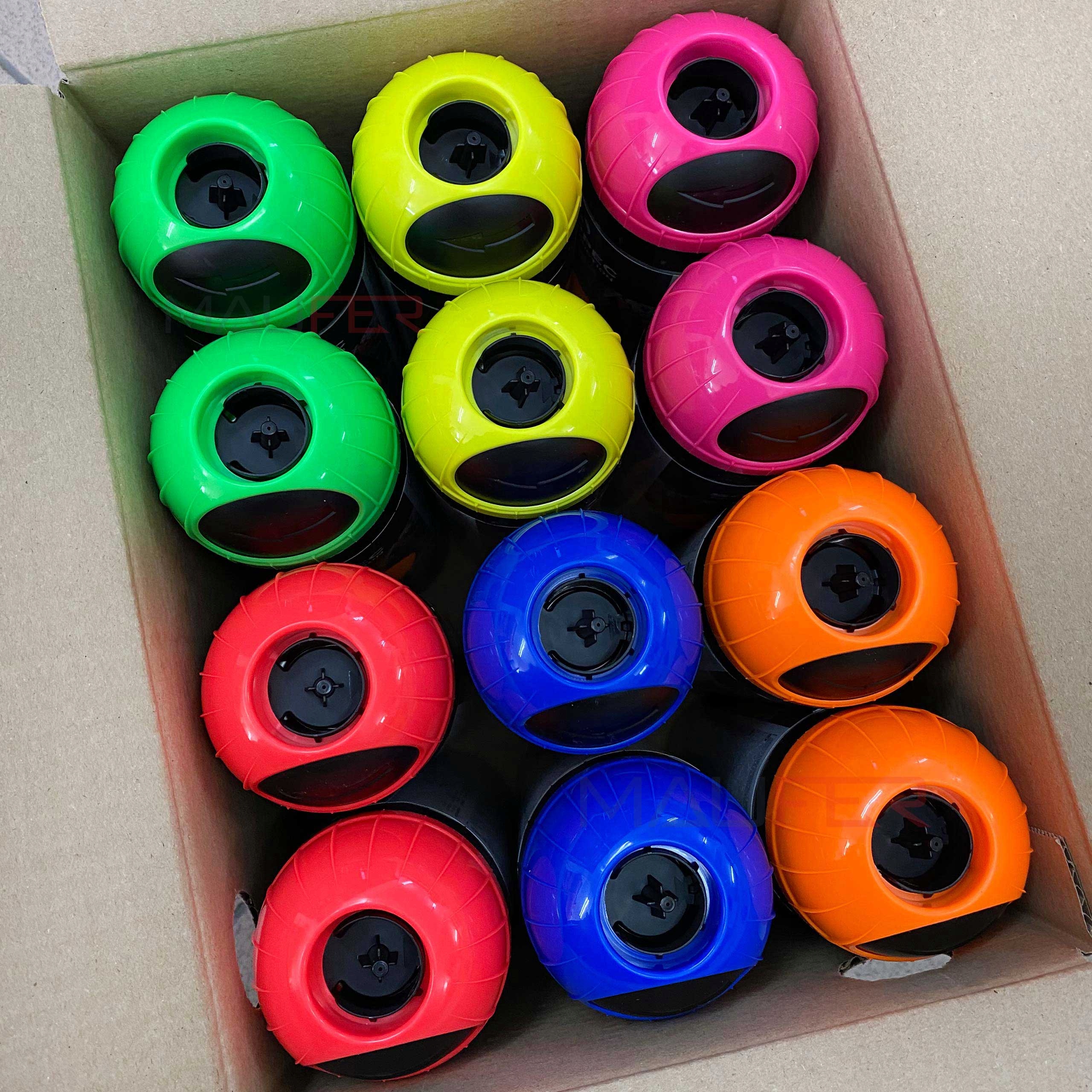 FARBA GEODEZYJNA SPRAY SOPPEC 12SZT. DO ZNAKOWANIA Pojemność 500 ml