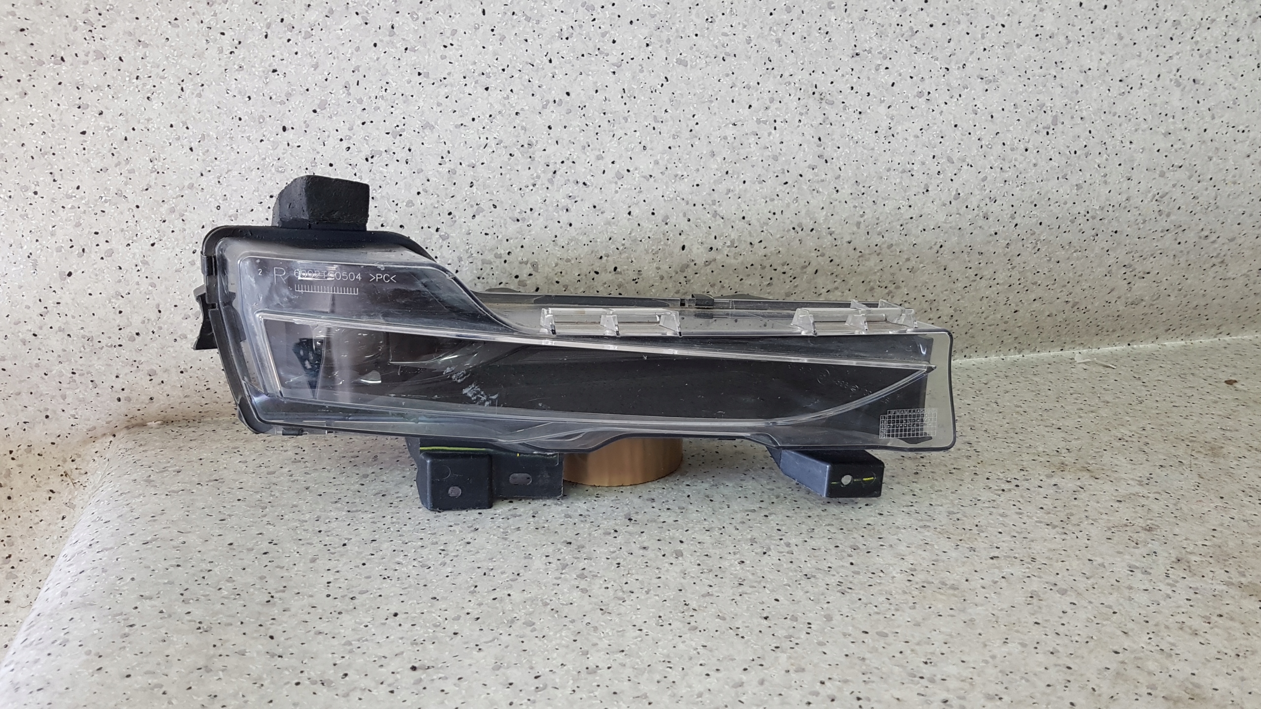 TESLA MODEL 3 III RECHTS LED DRL NEBELSCHEINWERFER D 9806