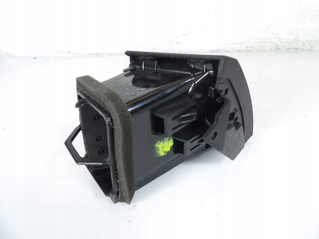 INFINITI G37 grid air conditioning devices left 68761 JK00C