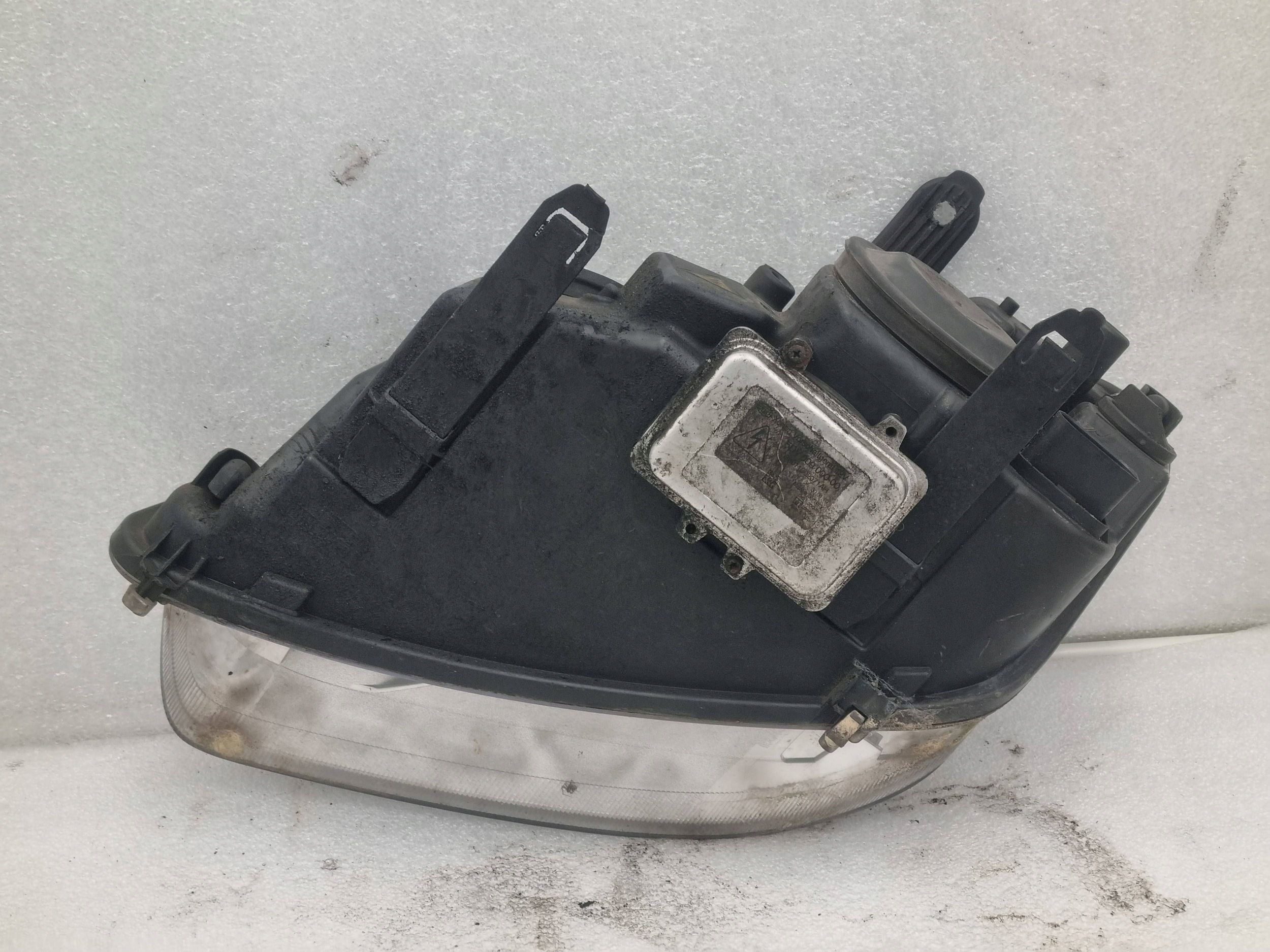 Reflektor light right front Ford C-MAX and Lift Xenon complete 1M5113D154AD