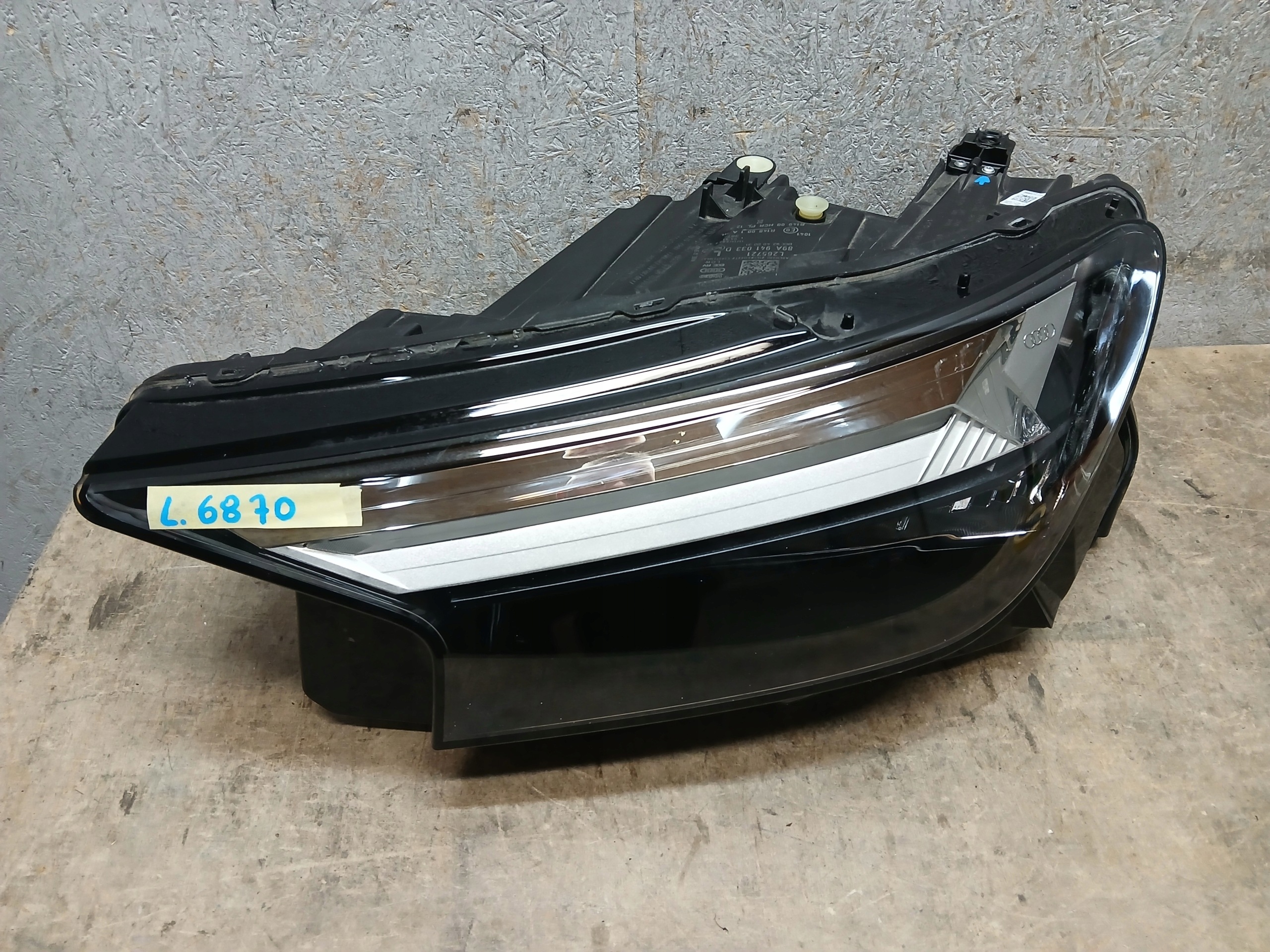 feu avant gauche AUDI Q4 E-TRON E TRON FULL LED 89A 21- 89A941033D