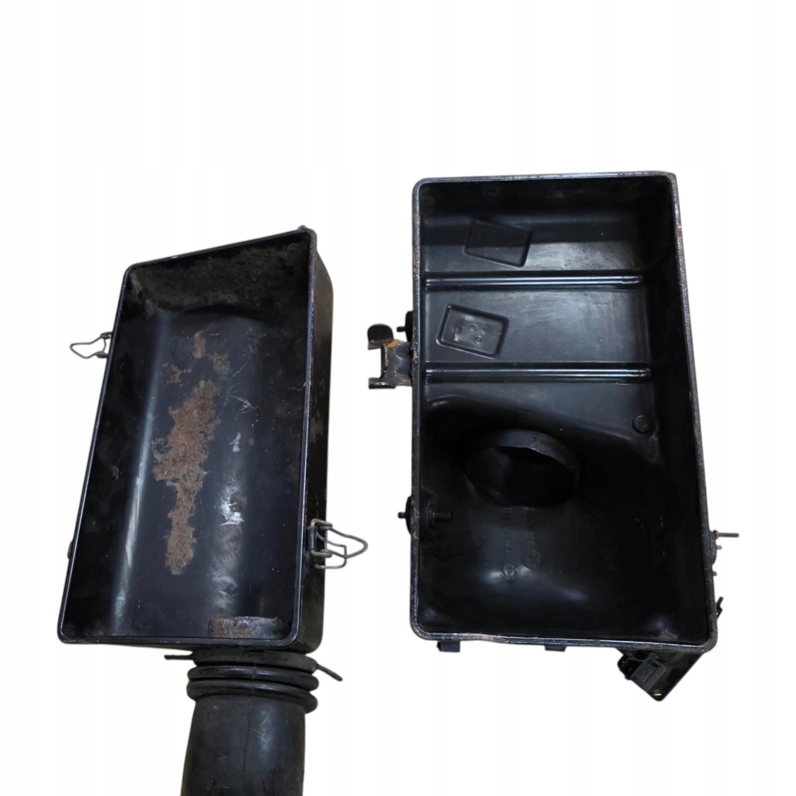 корпус салонного фильтра Воздух BMW 3 E30 5 E28 1287687 1289025