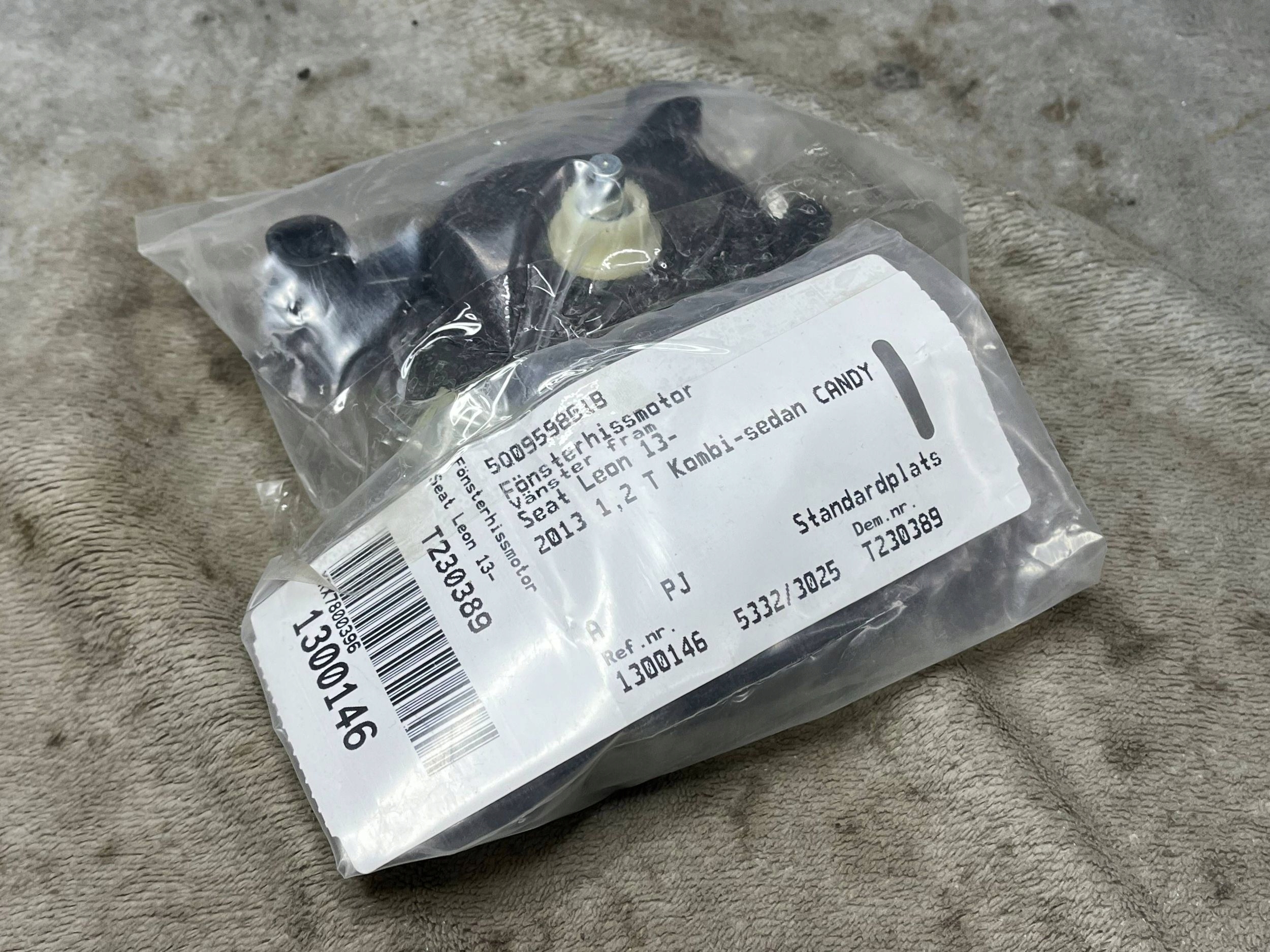 mini motor windows left front AUDI A3 5Q0959801B OE !J