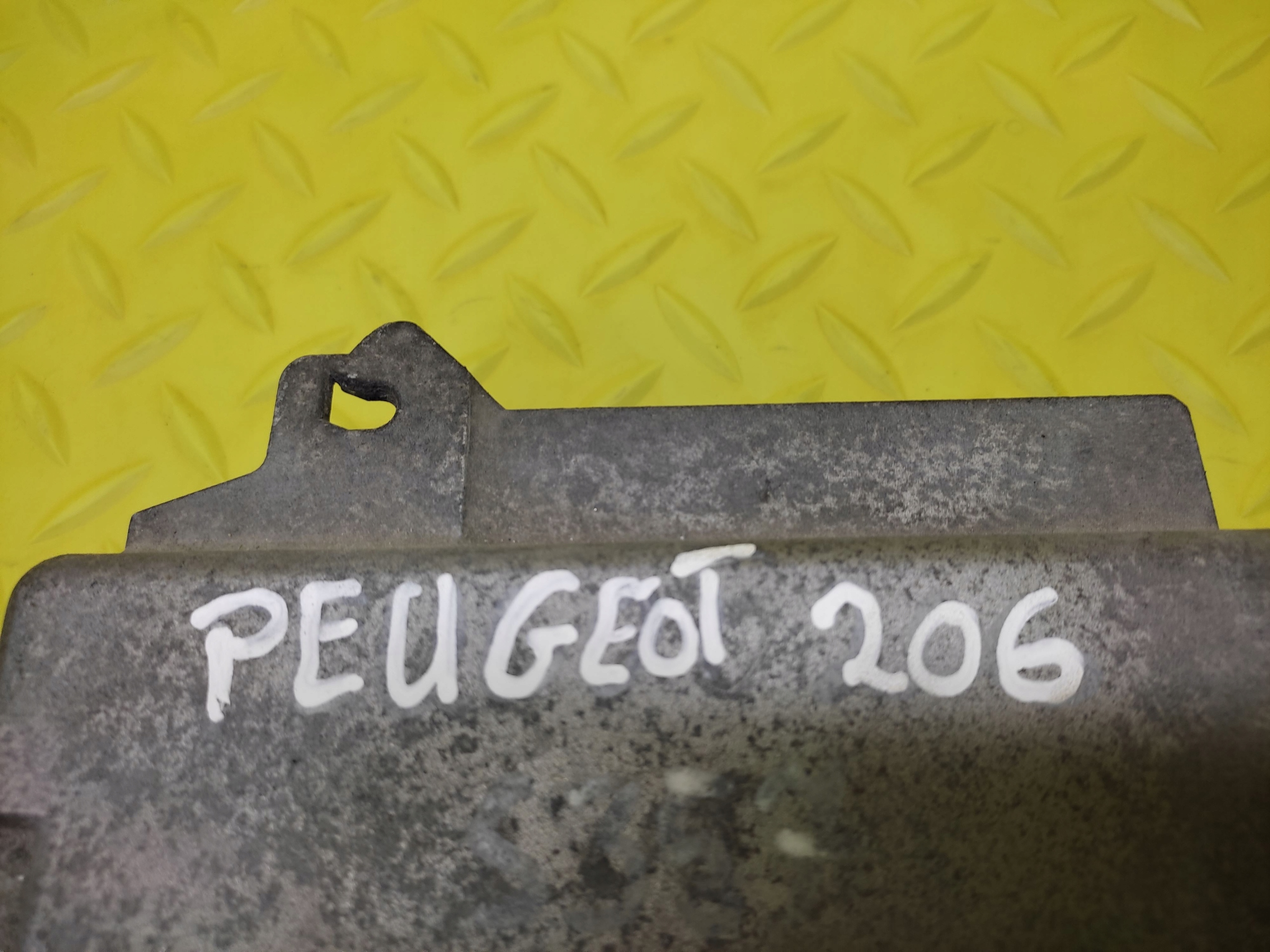 PEUGEOT 206 control unit of the engine 9639907780