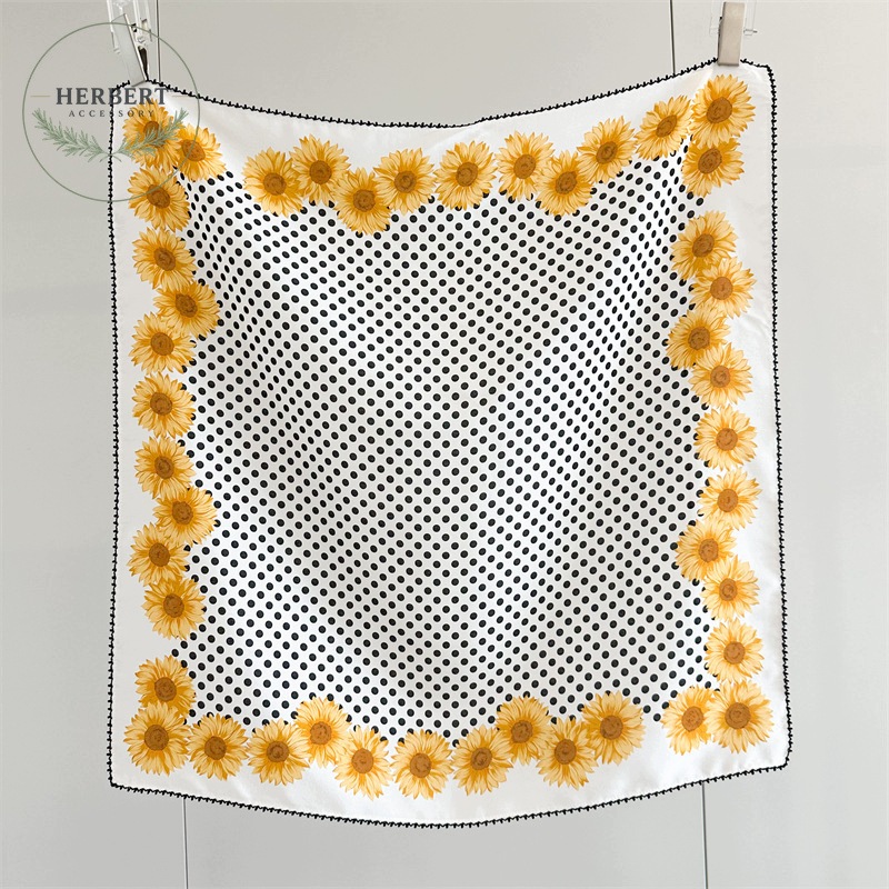 Hedvábná šála bílá 65x65 cm Hrášky Slunečnice Šátek pro ženy