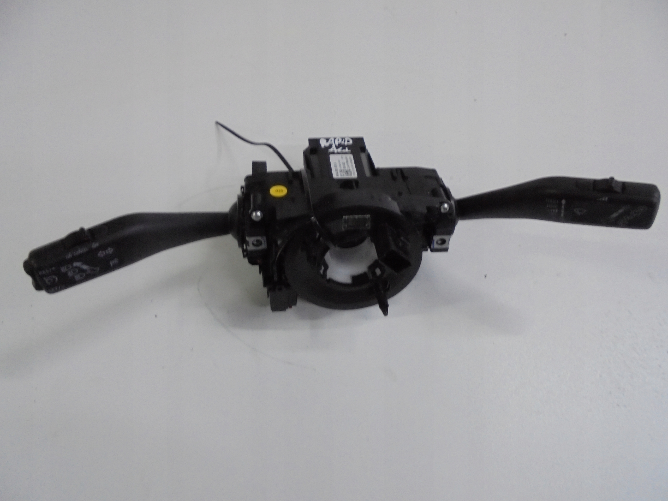 SKODA RAPID steering wheel levers and controls ring 6RA953501K