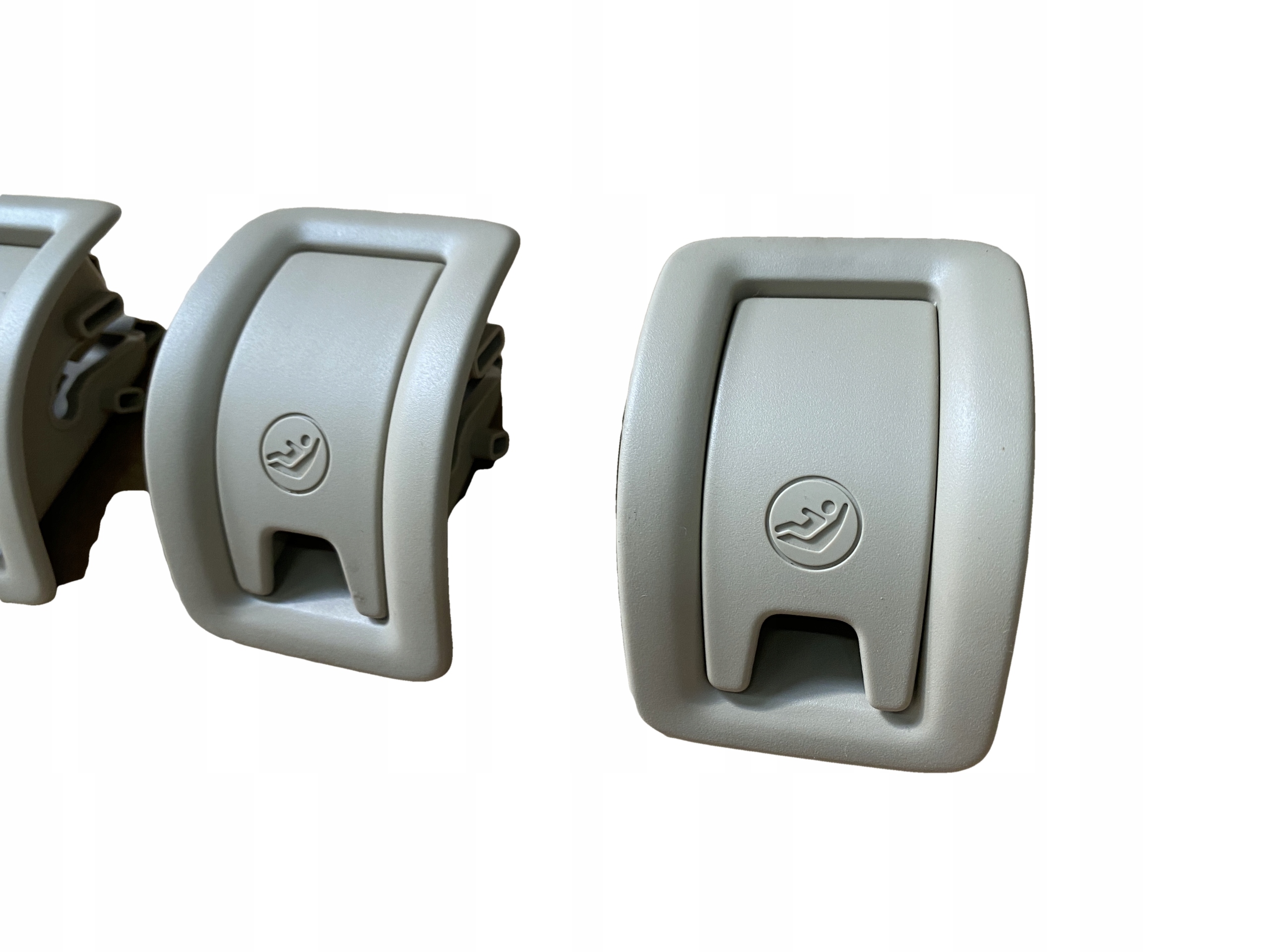AUDI Q7 4M ISOFIX 4M0887233