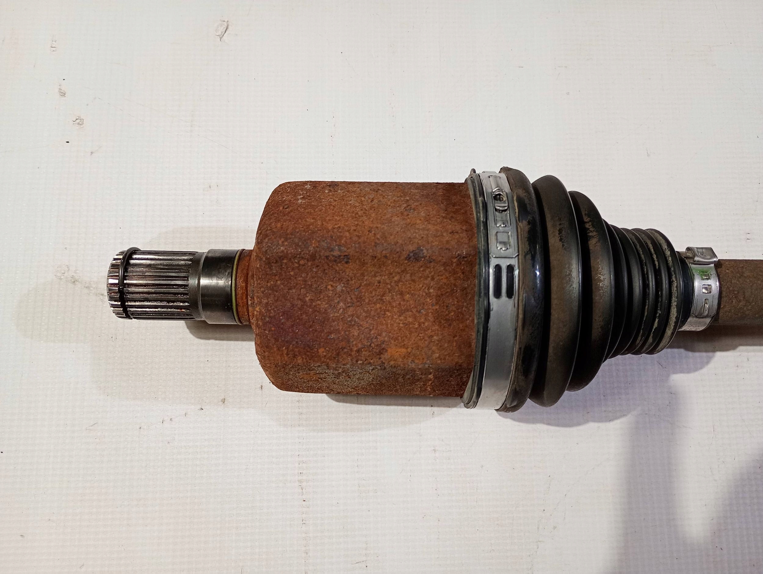 semi-axis front front left Ford Explorer VI 3.0 ST 2020